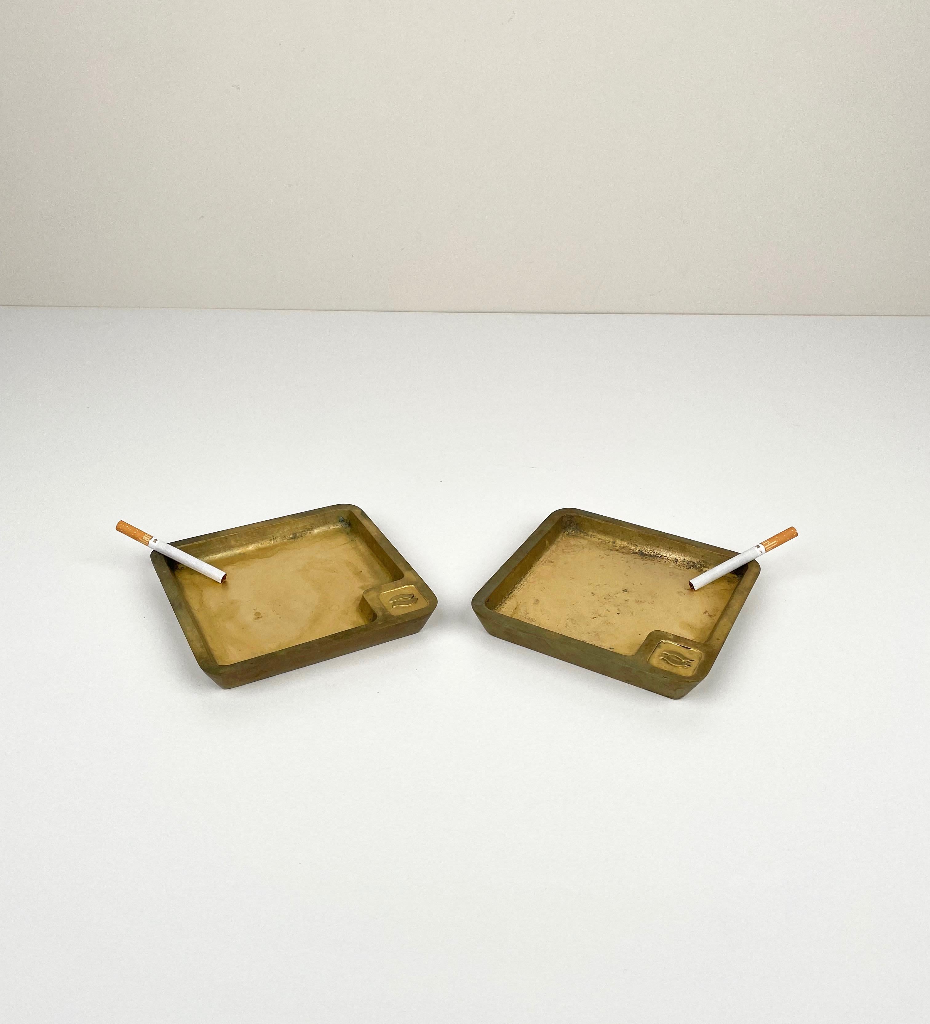 Metal Pair of Solid Squared Ashtray Brass, Italy 1960s For Sale