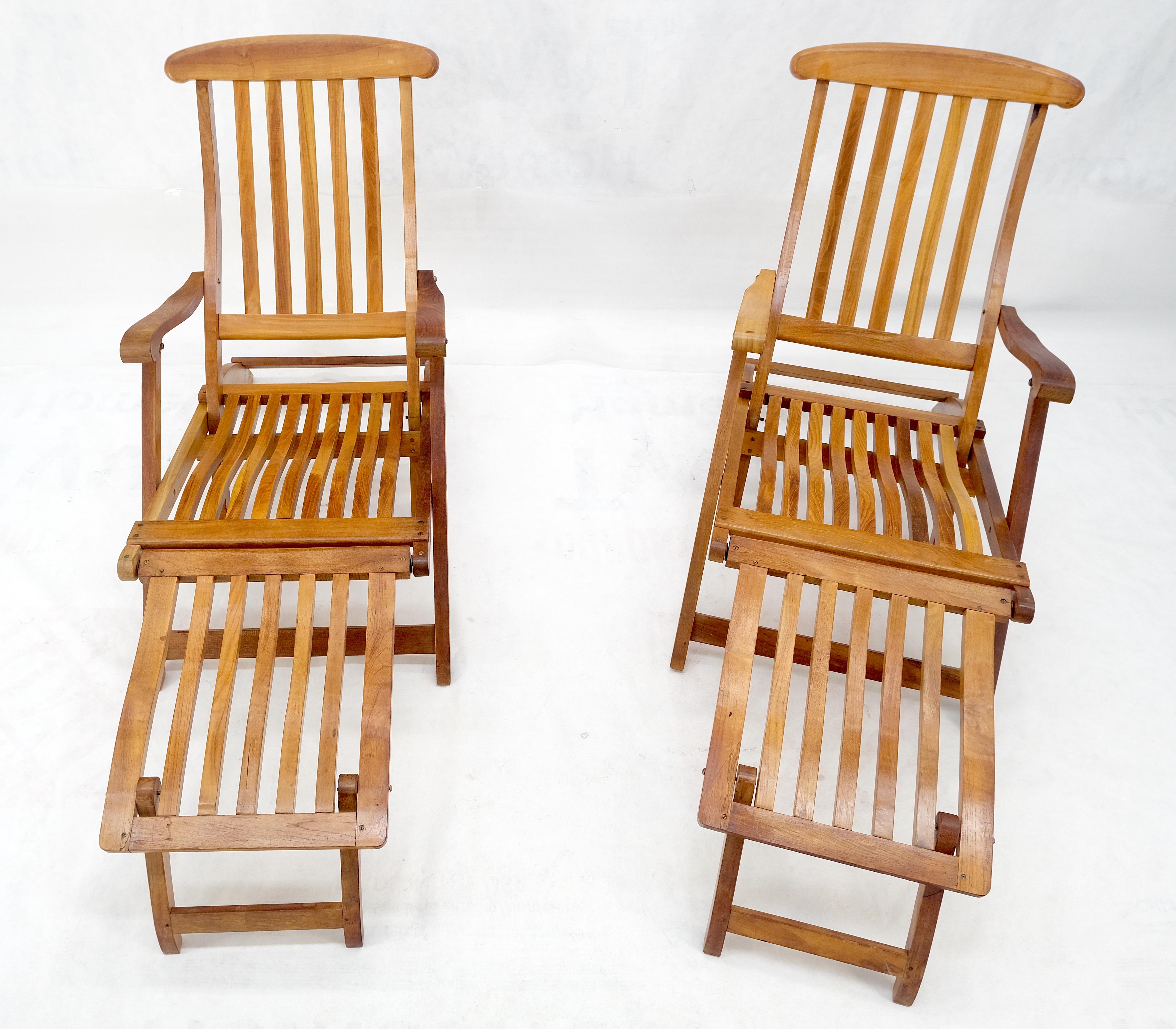 Paar solide Teak Outdoor Folding Chaise Lounge Chairs MINT! im Zustand „Gut“ im Angebot in Rockaway, NJ