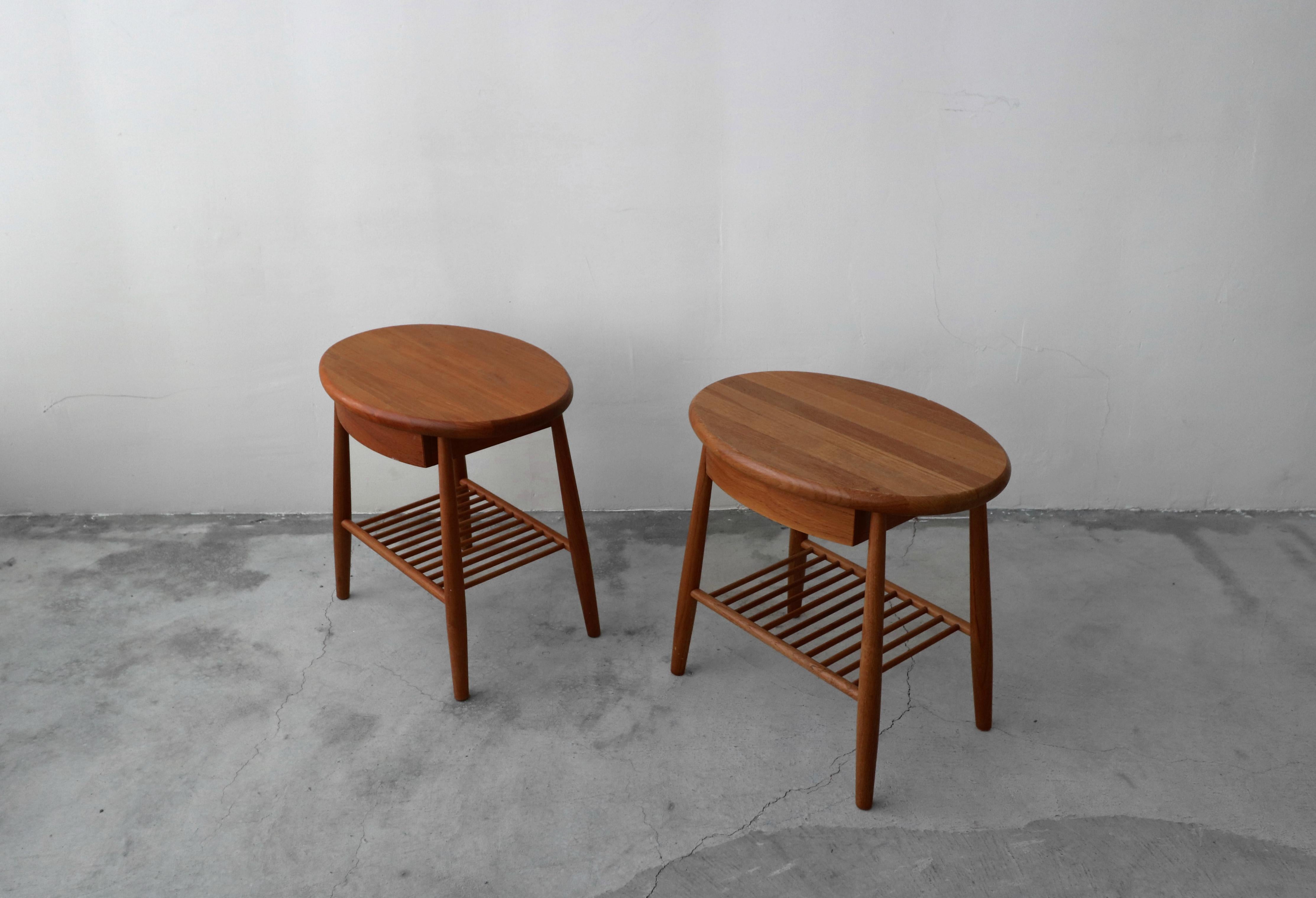 20th Century Pair of Solid Teak Oval Midcentury Danish Side Tables with Drawer