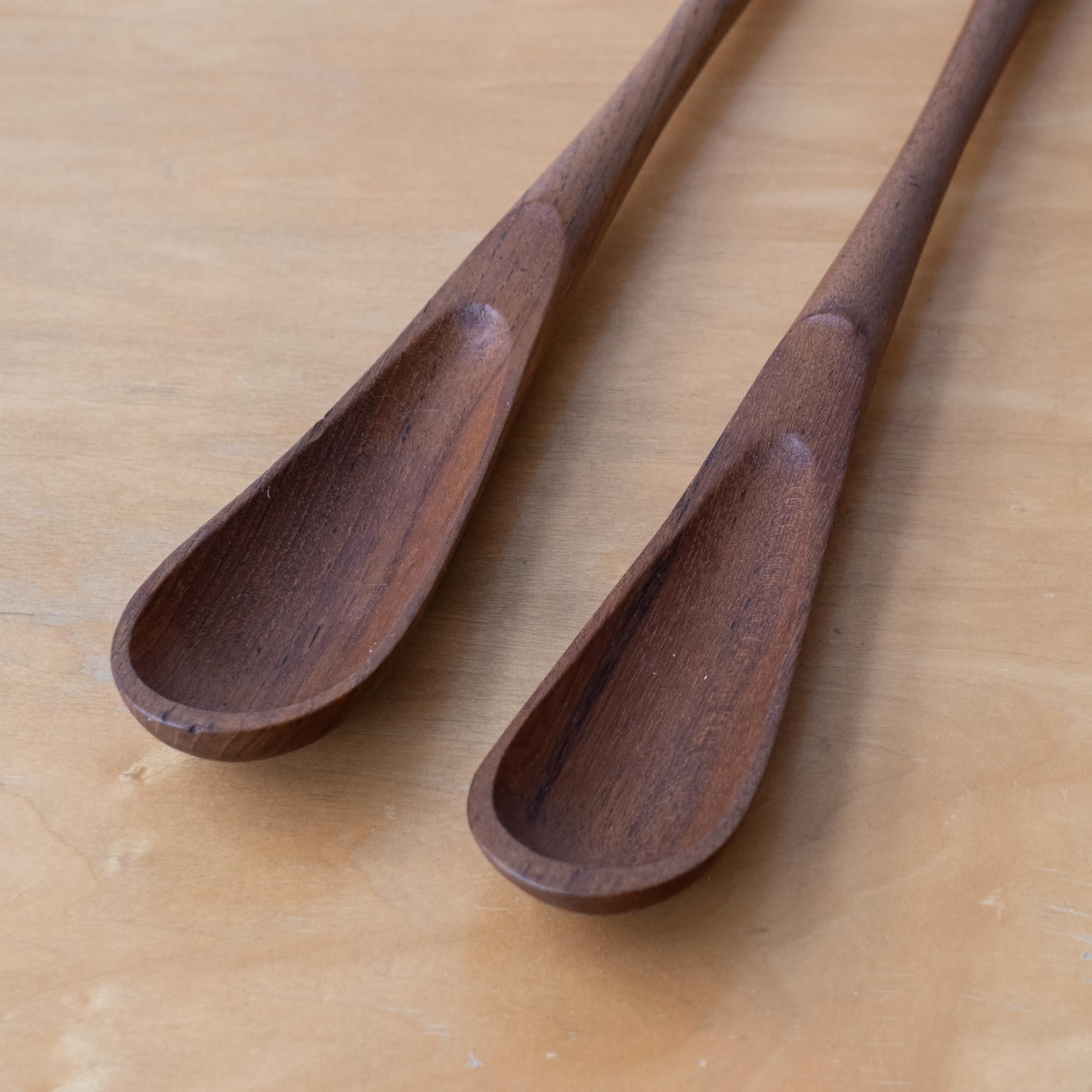 Pair of Solid Teak Salad Server Tongs by Jens Quistgaard for Dansk For Sale 3