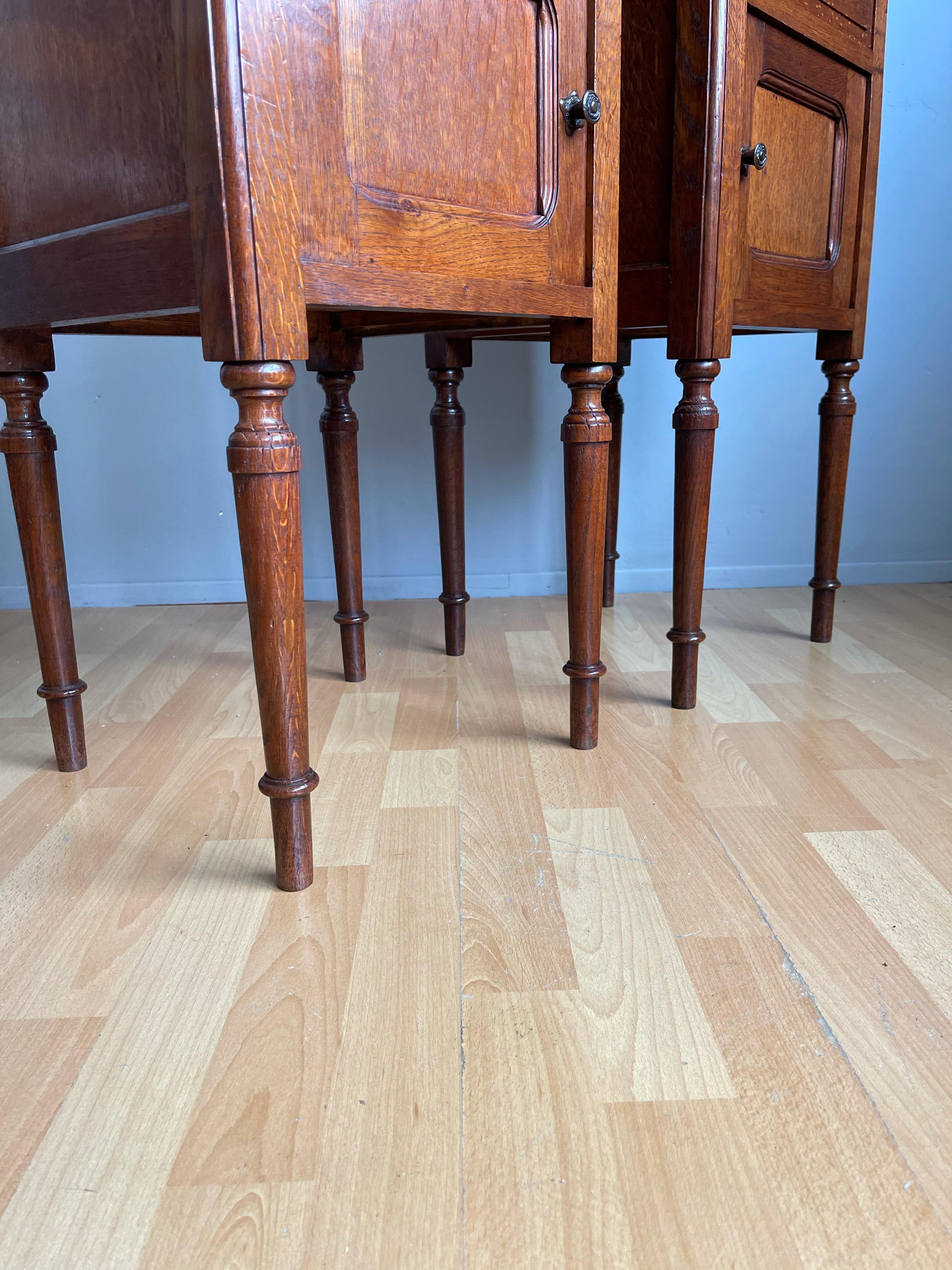 Pair of Solid Tiger Oak Dutch Arts & Crafts Bedside Cabinets w. Marble Tops 1900 9