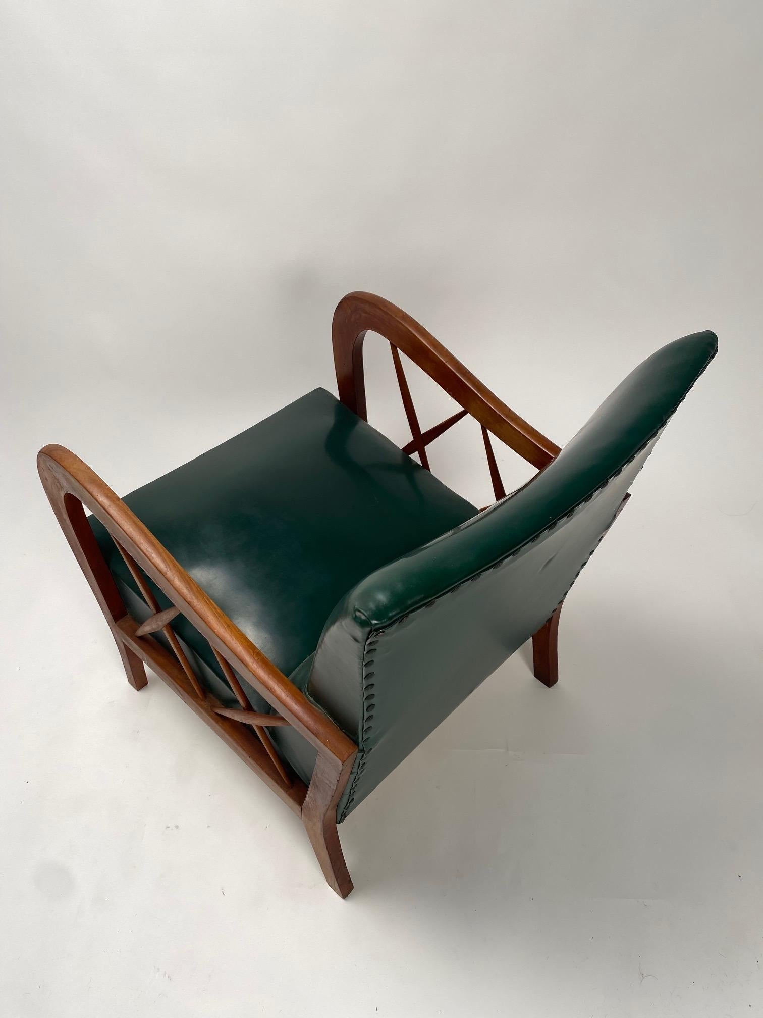 Paire de fauteuils en bois massif,  Paolo Buffa (Attr.), Italie années 1950 (Personnalisable) Bon état - En vente à Argelato, BO