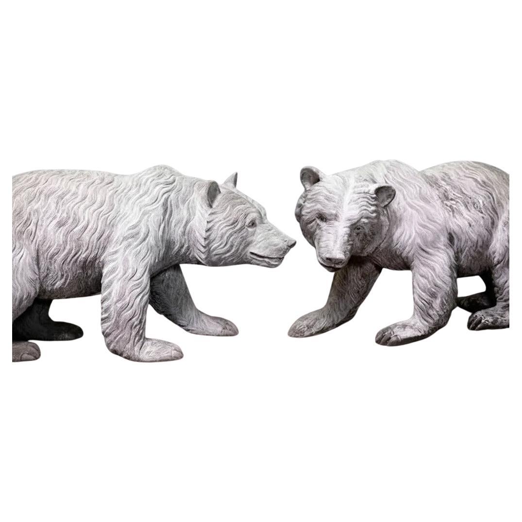Paar Massivholz-Bärenskulpturen im Black Forest Stil