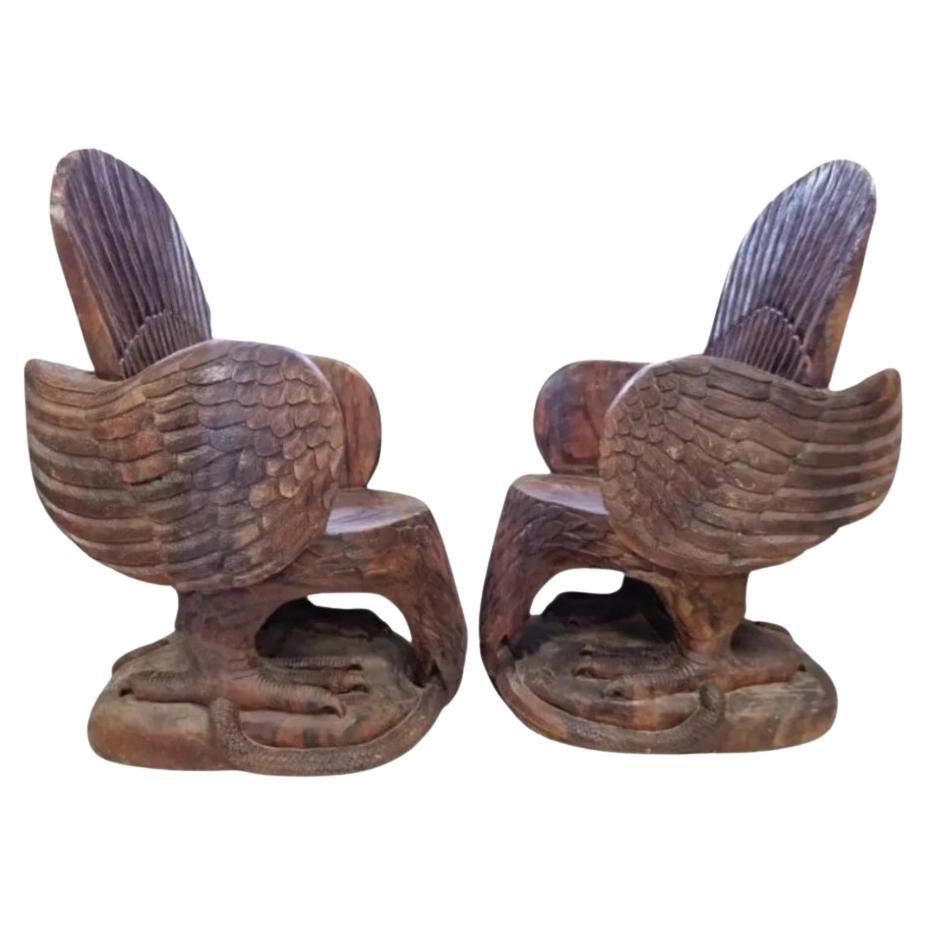 Pareja de Sillones Águila de Madera Maciza en venta