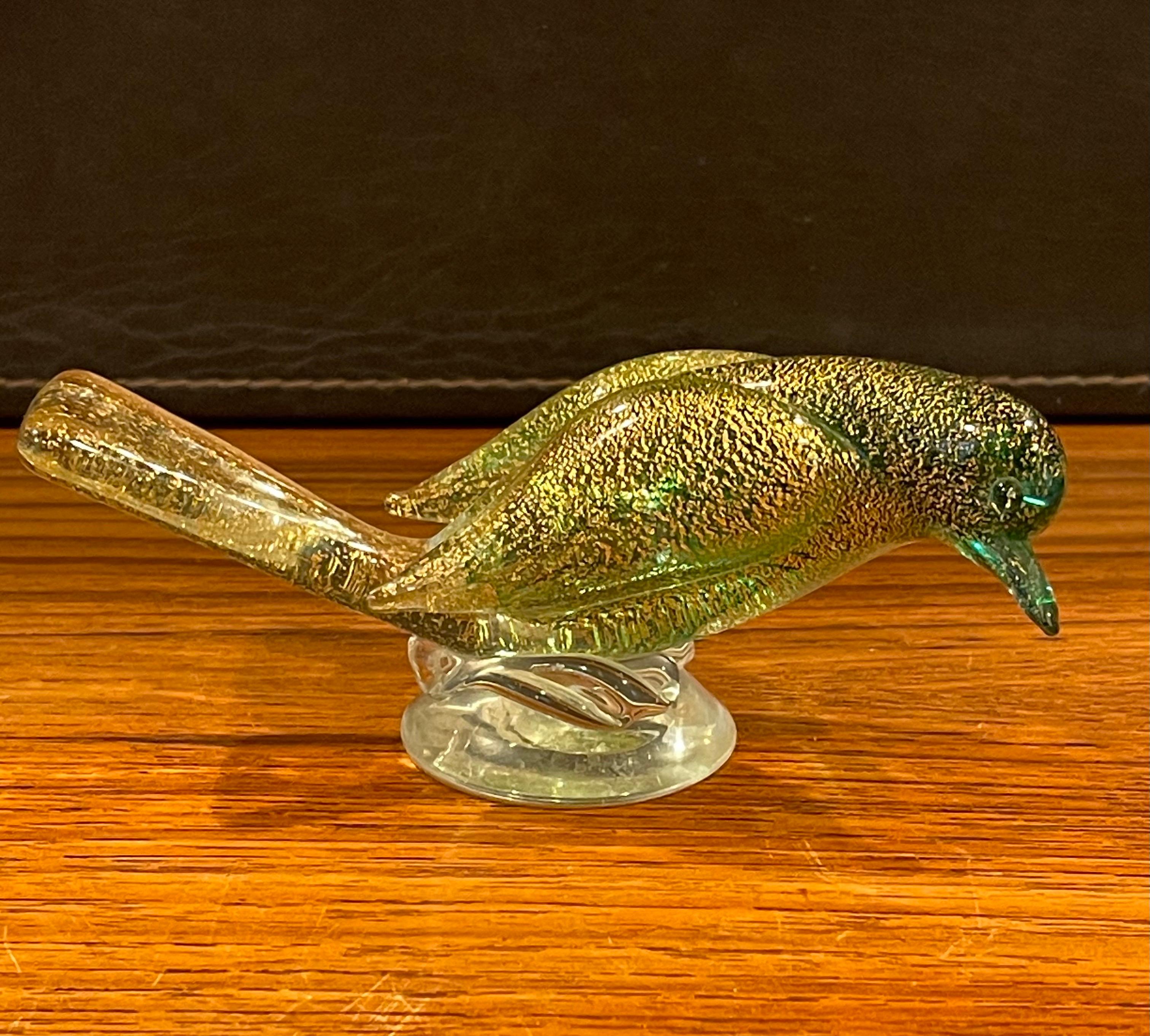 Pair of Sommerso Art Glass Song Birds / Sparrows by Murano Glass Studios 4