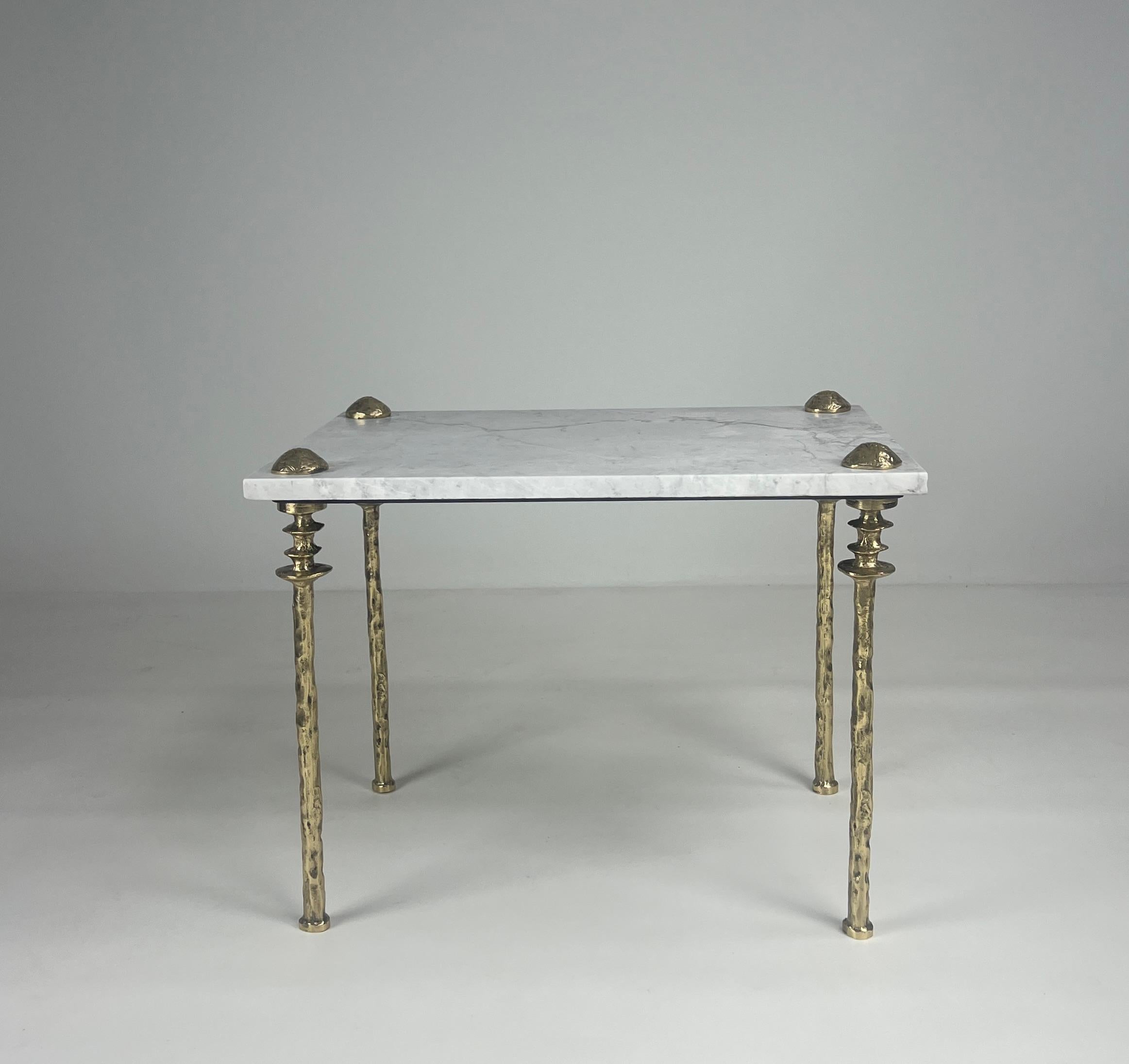 Coppia di tavolini Sorgue, bronzo dorato - di Bourgeois Boheme Atelier in vendita 6
