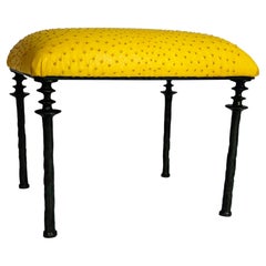 Coppia di sgabelli Sorgue, di Bourgeois Boheme Atelier, pelle di struzzo color cedro