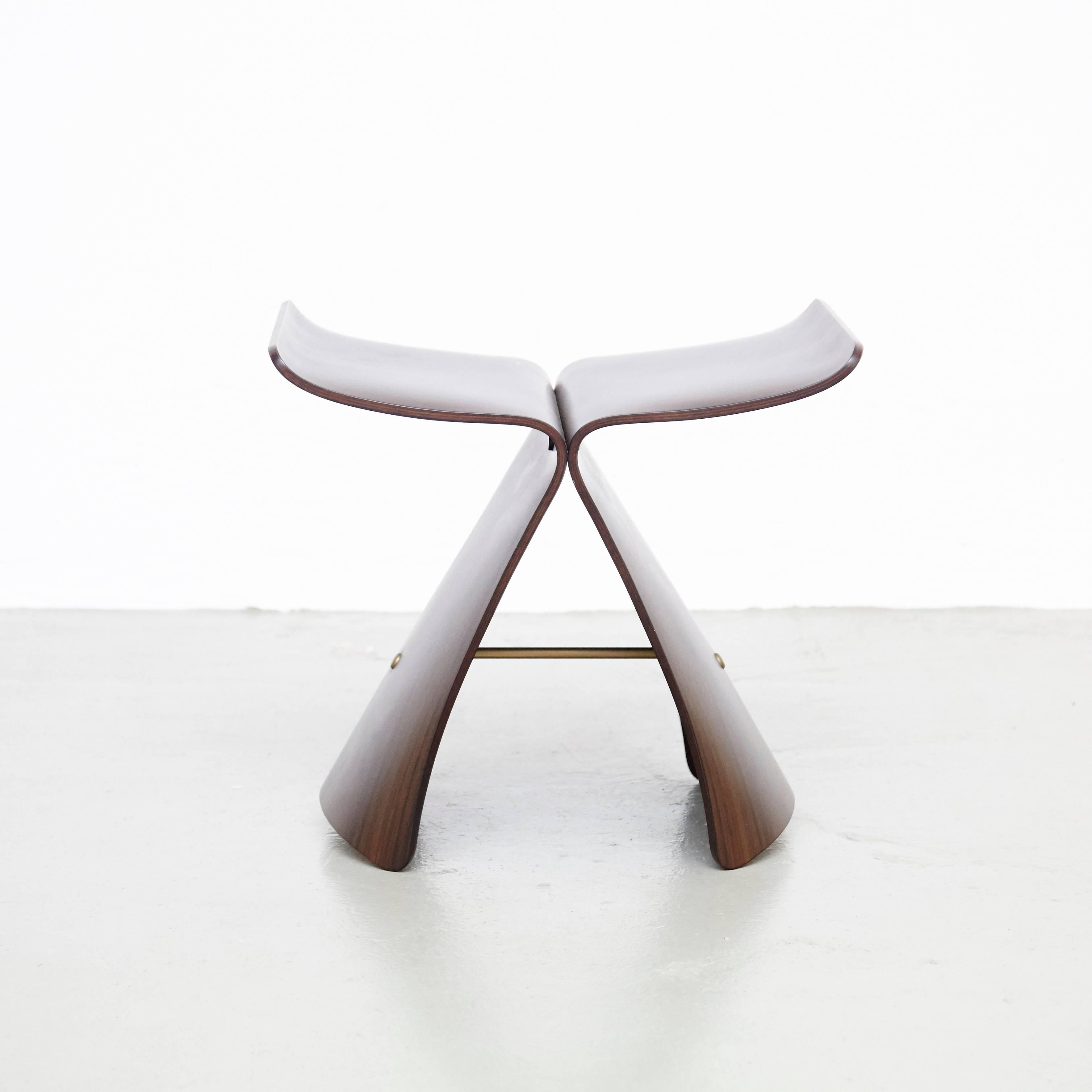 Pair of Sori Yanagi Butterfly Stools In Good Condition In Barcelona, Barcelona