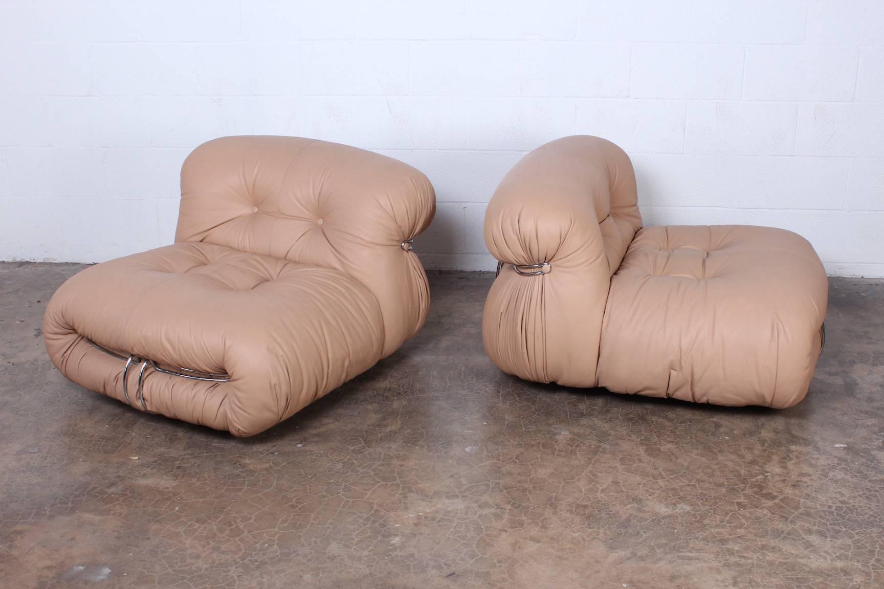 A pair of Soriana lounge chairs designed by Tobia and Afra Scarpa for Cassina in original leather.