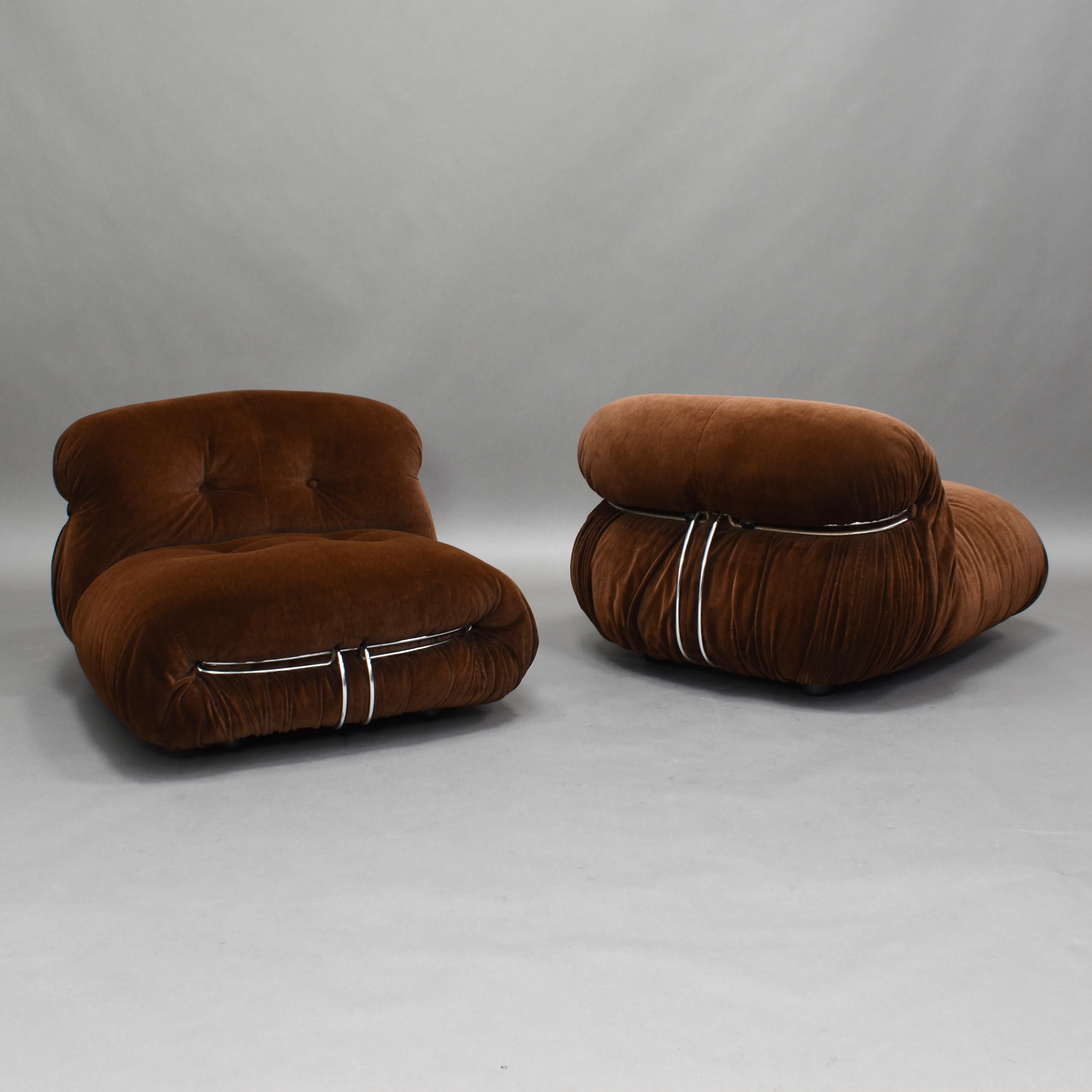 Pair of Soriana Chairs in Brown Mohair Velvet by Afra & Tobia Scarpa for Cassina In Good Condition In Pijnacker, Zuid-Holland