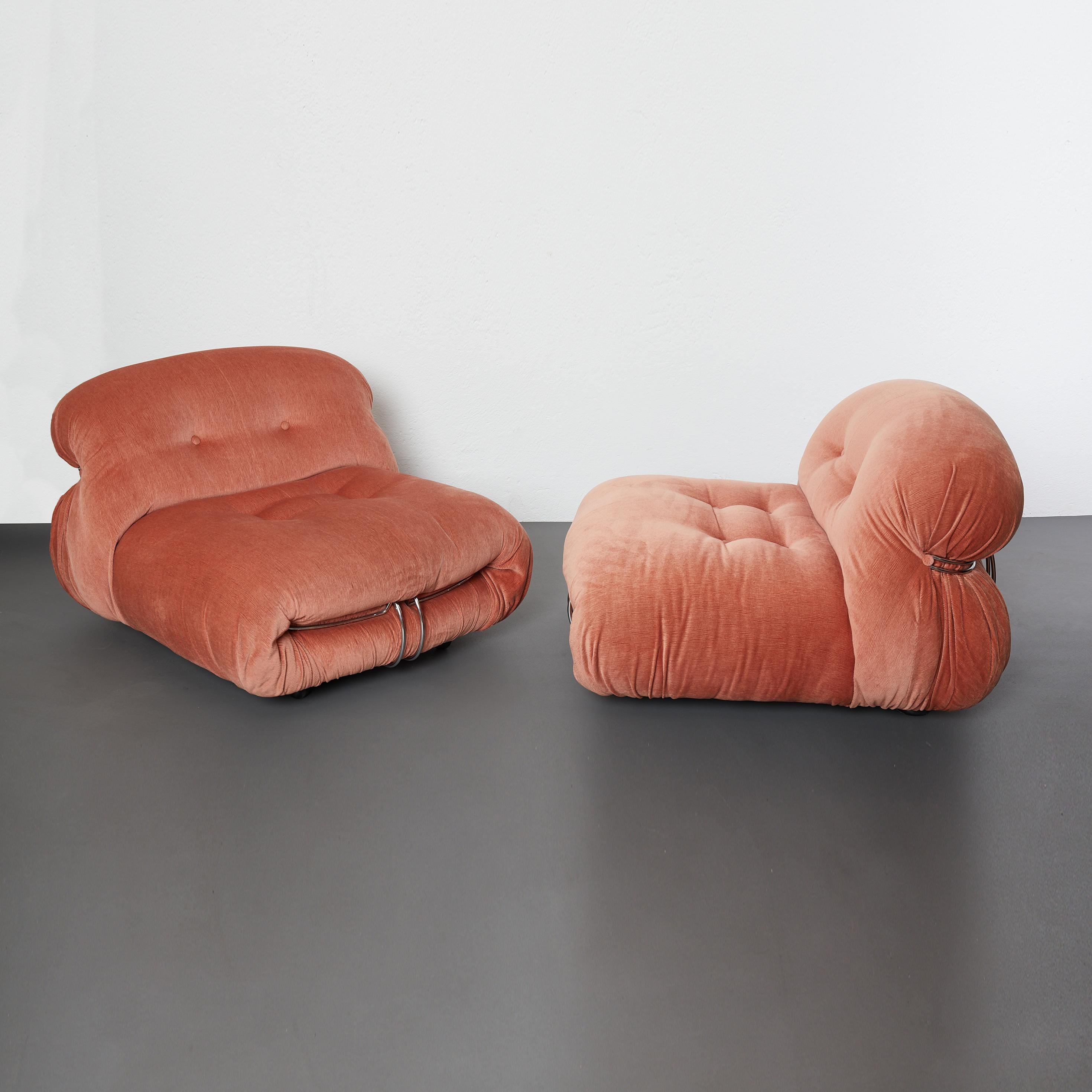Late 20th Century Pair of Soriana Lounge Chairs by Afra and Tobia Scarpa, Cassina, 1970