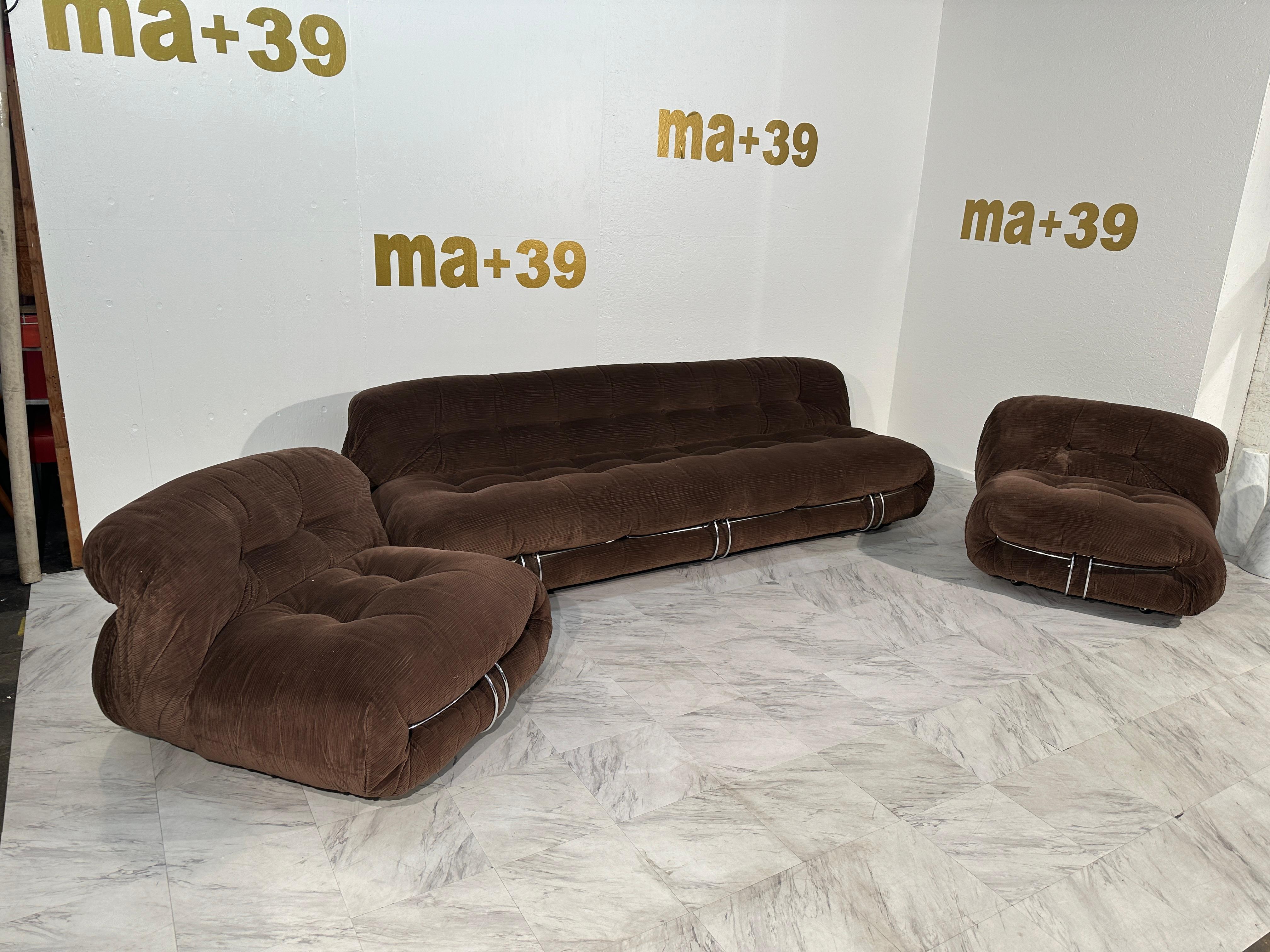 Metal Pair of Soriana Lounge Chairs, by Afra & Tobia Scarpa For Sale