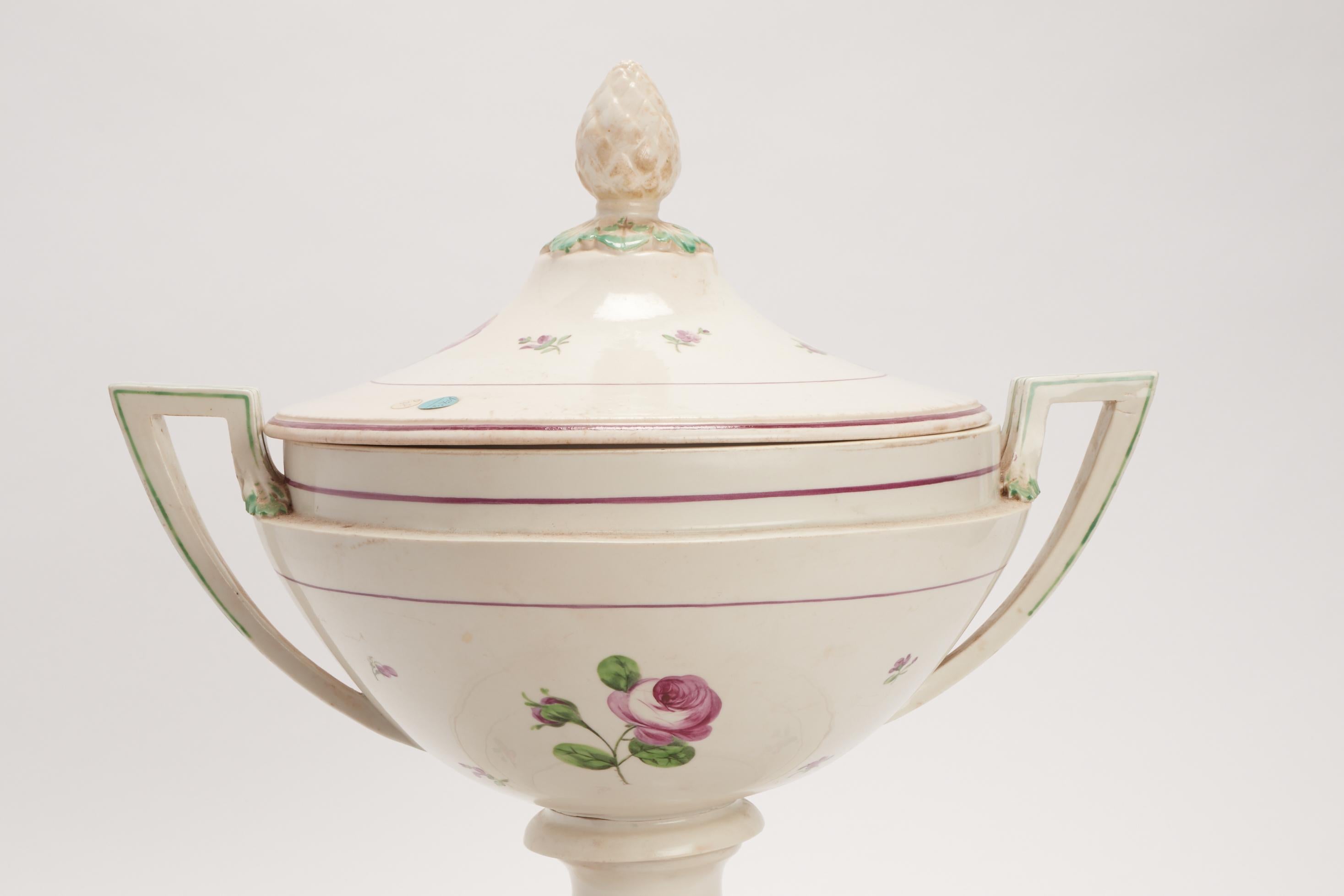 Austrian Pair of Soup Terrines Old Vienna Porcelain Manufacture, Austria 1770 For Sale