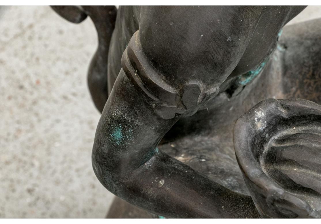 Coppia di figure di scimmie in bronzo fuso dell'Asia meridionale in vendita 8