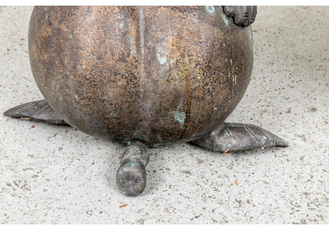 Coppia di figure di scimmie in bronzo fuso dell'Asia meridionale in vendita 1