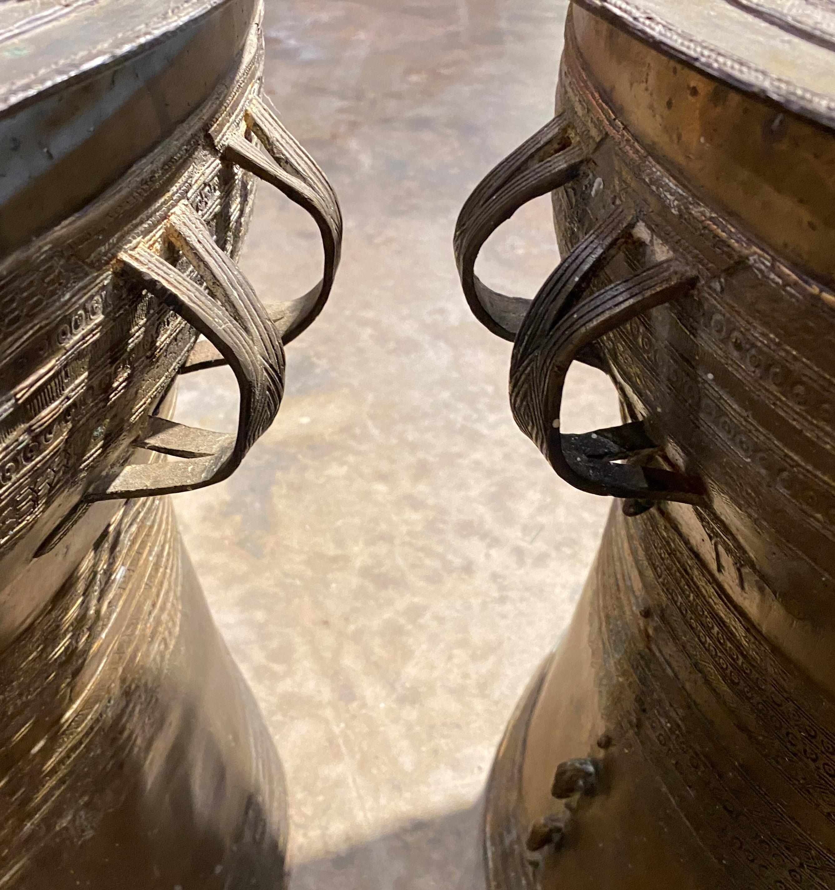 Paire de tambours de pluie en bronze d'Asie du Sud-Est en vente 2