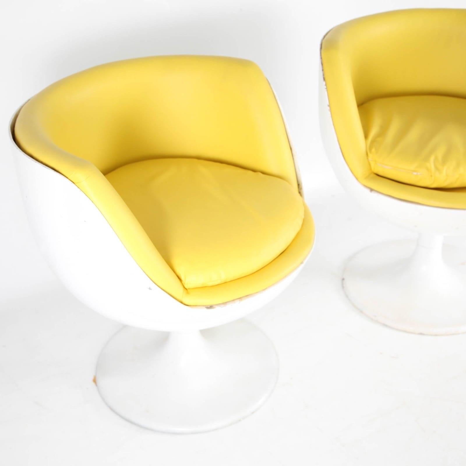 Métal Paire de fauteuils A Space âge en vente