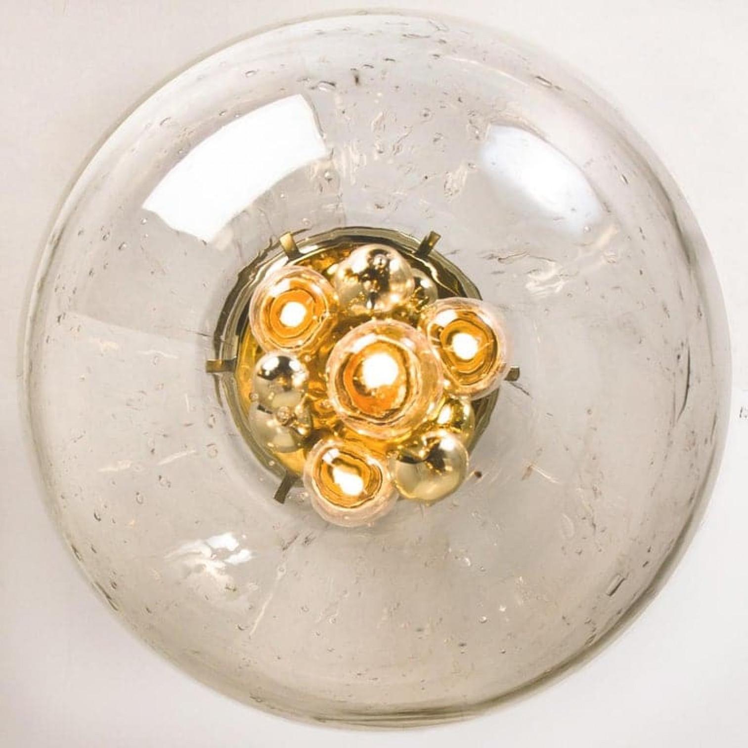 Tedesco Coppia di lampade A Space in ottone e vetro soffiato di Doria, anni '70 in vendita