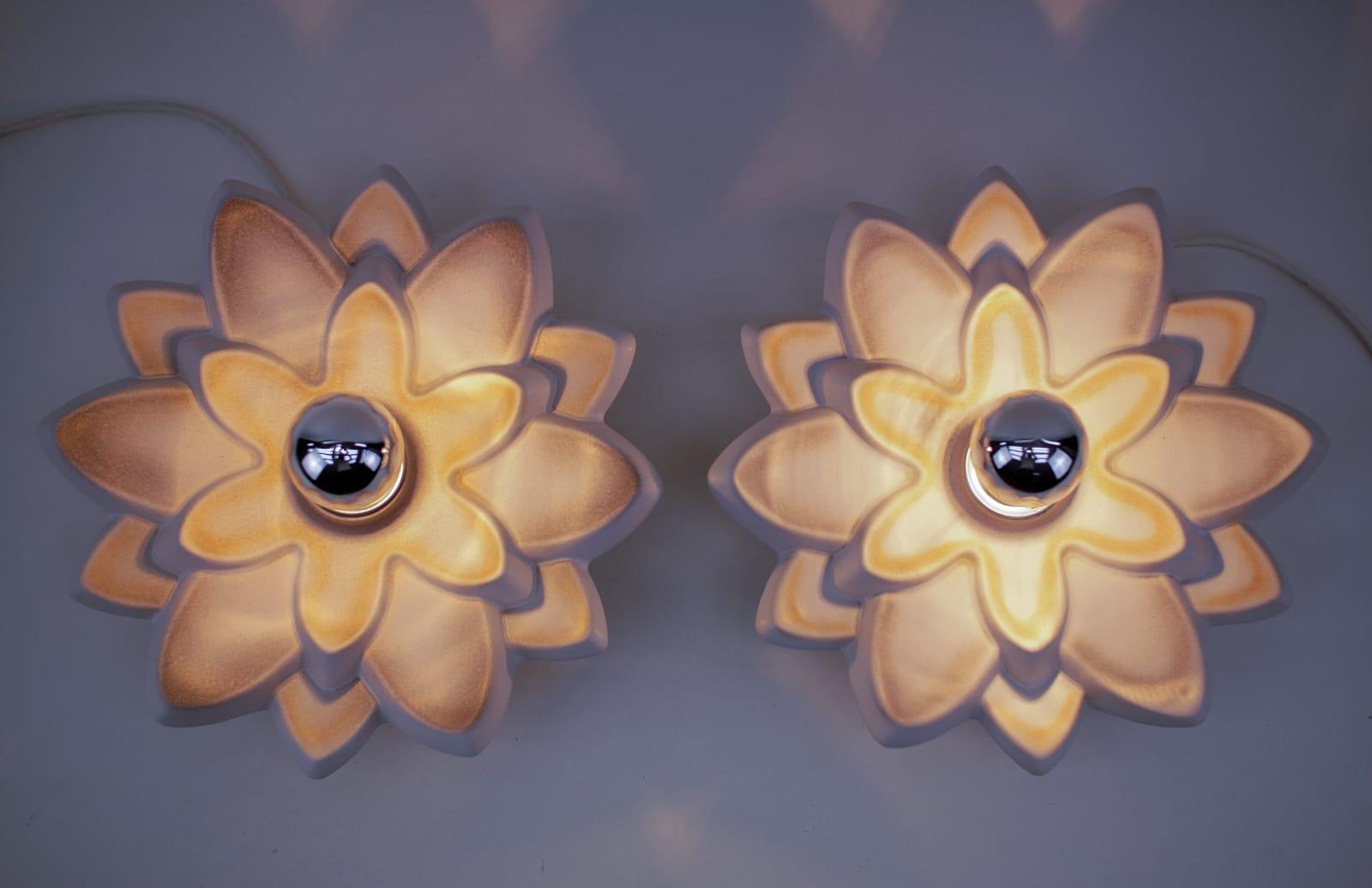 Pair of Space Age Ceramic Flower Wall or Ceiling Lamps, 1960s Germany For Sale 4