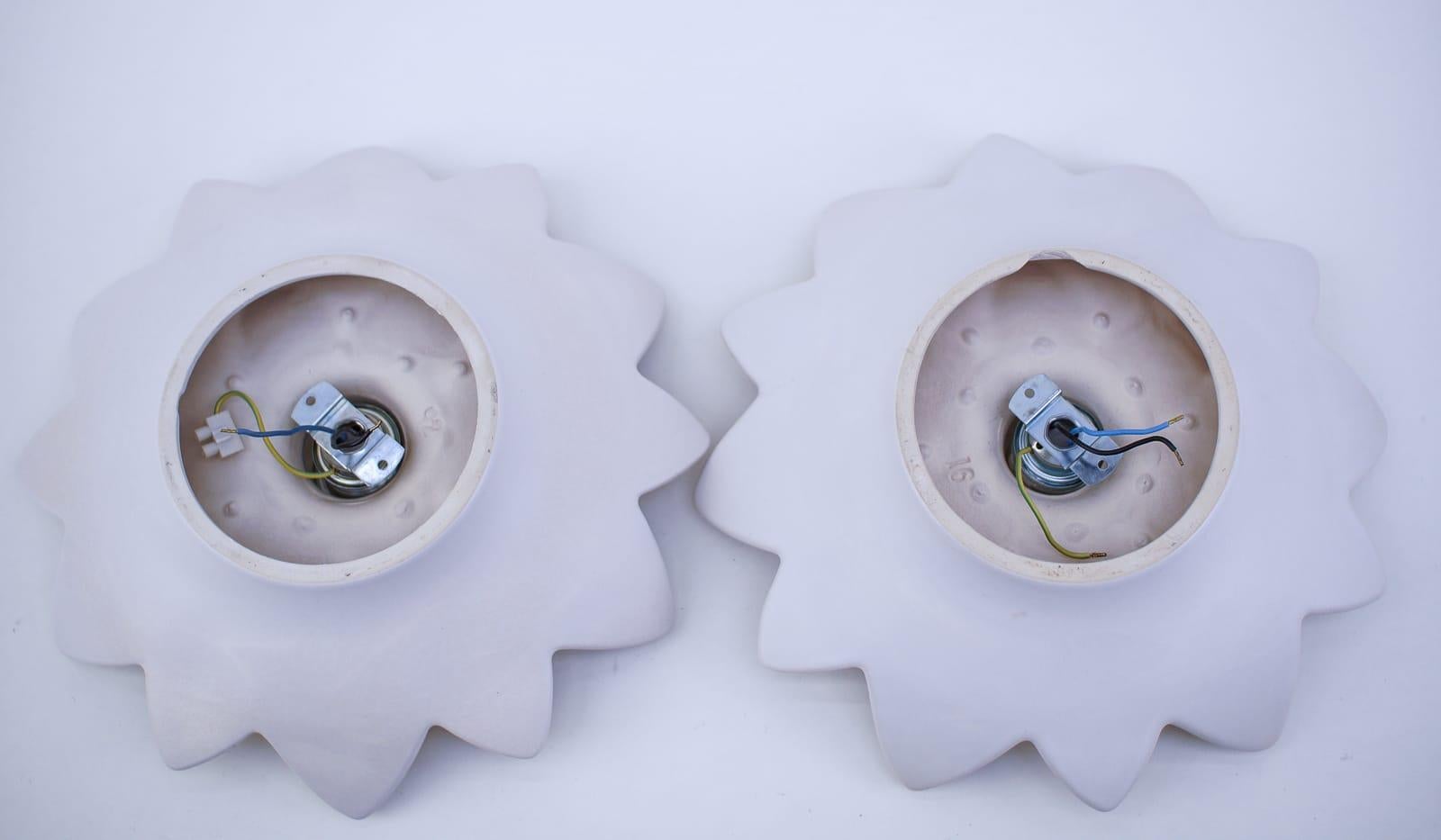 Pair of Space Age Ceramic Flower Wall or Ceiling Lamps, 1960s Germany For Sale 9