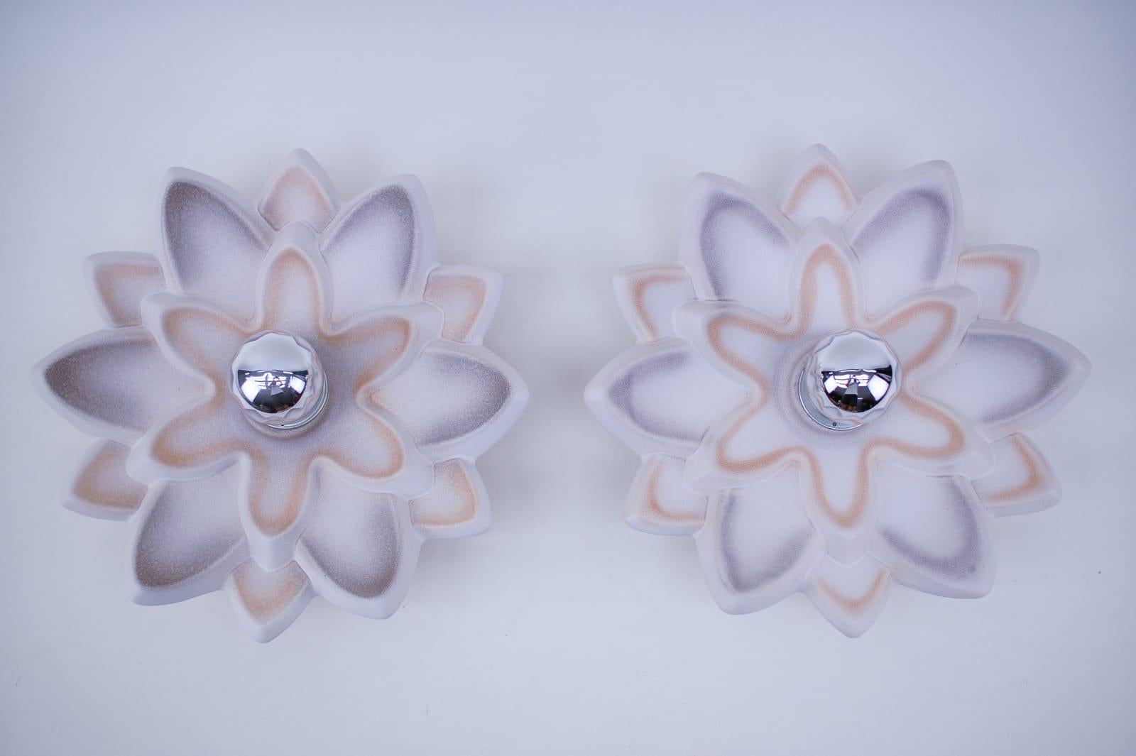 Pair of Space Age Ceramic Flower Wall or Ceiling Lamps, 1960s Germany For Sale 3