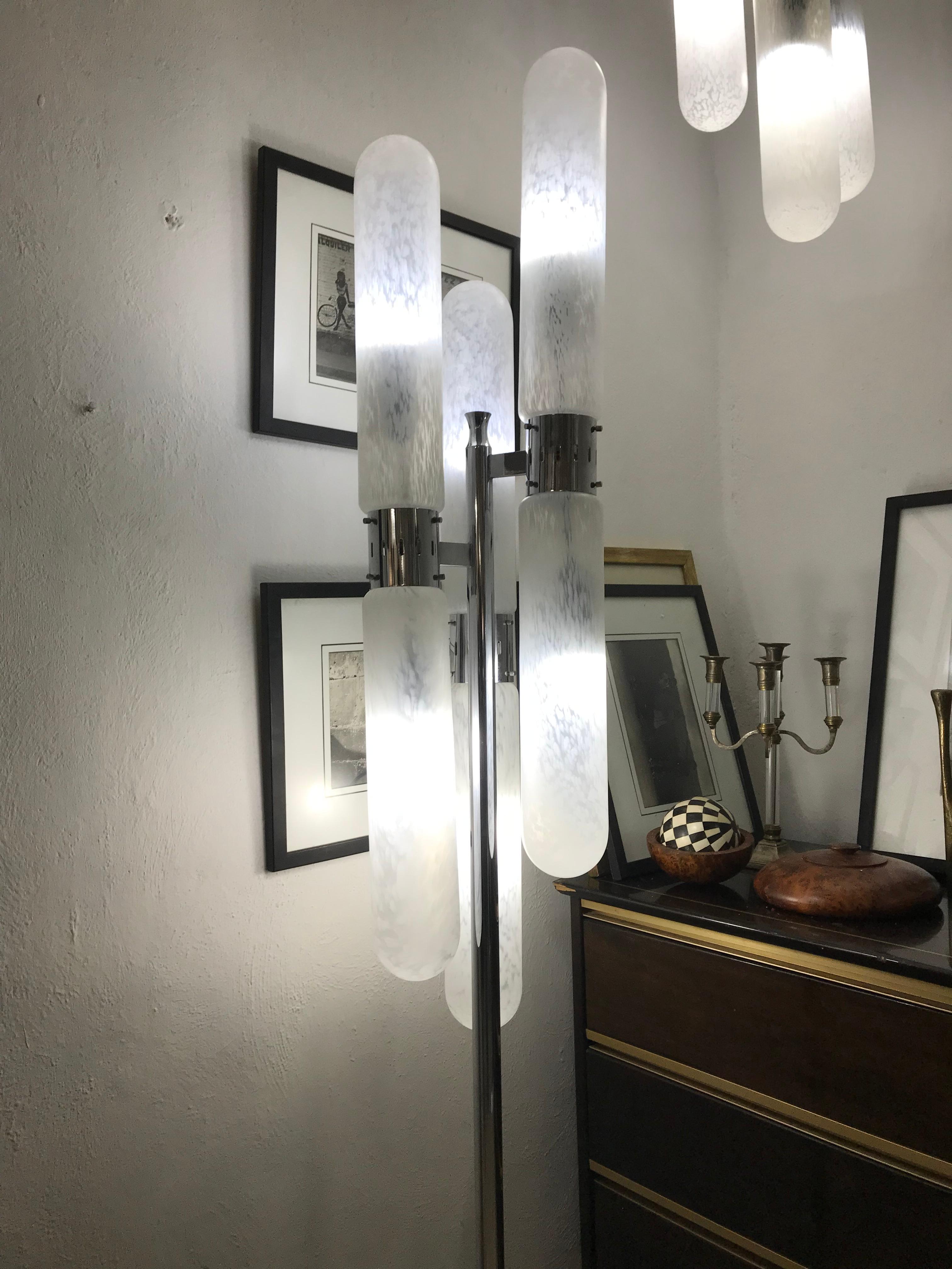20ième siècle Paire de lampadaires de l'ère spatiale en verre de Murano par Aldo Nason pour Mazzega en vente