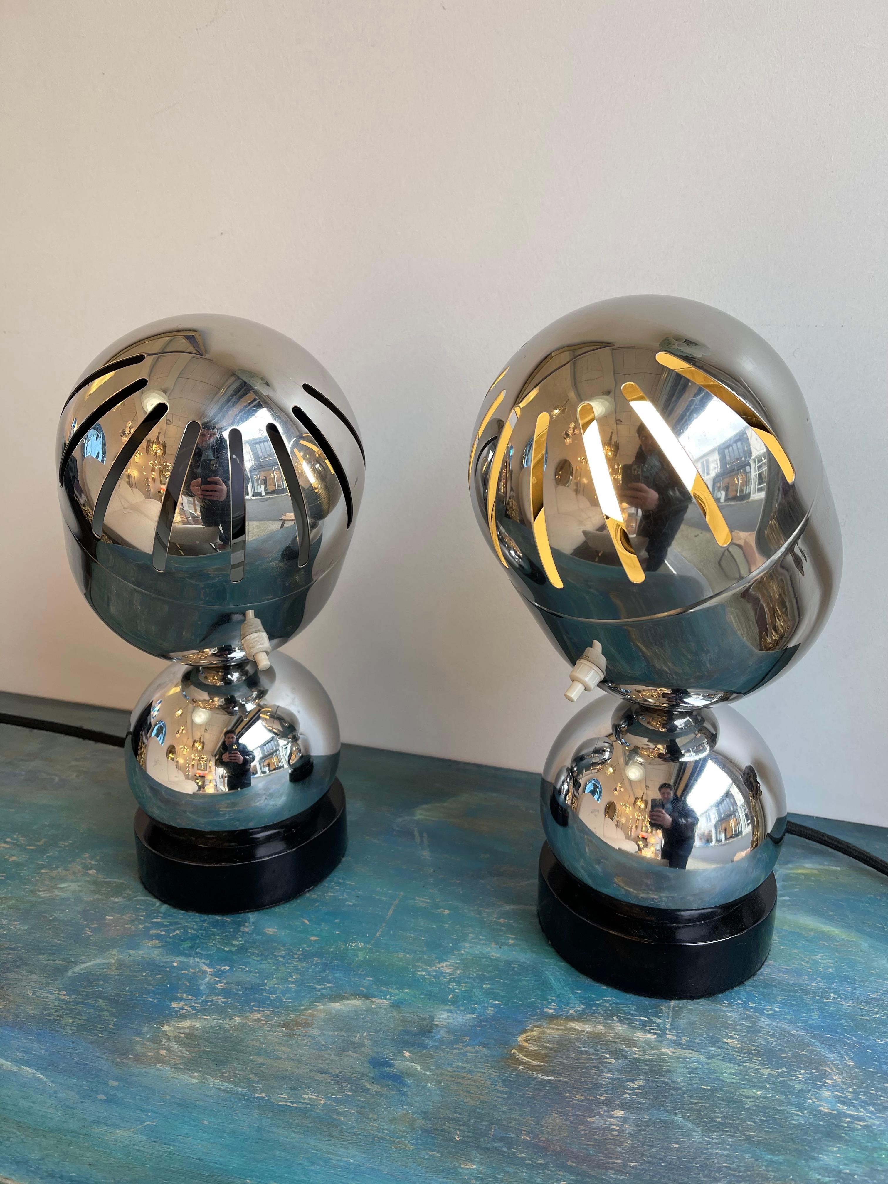 Italian Pair of Space Age Metal Chrome Lamps by Reggiani, Italy, 1970s For Sale