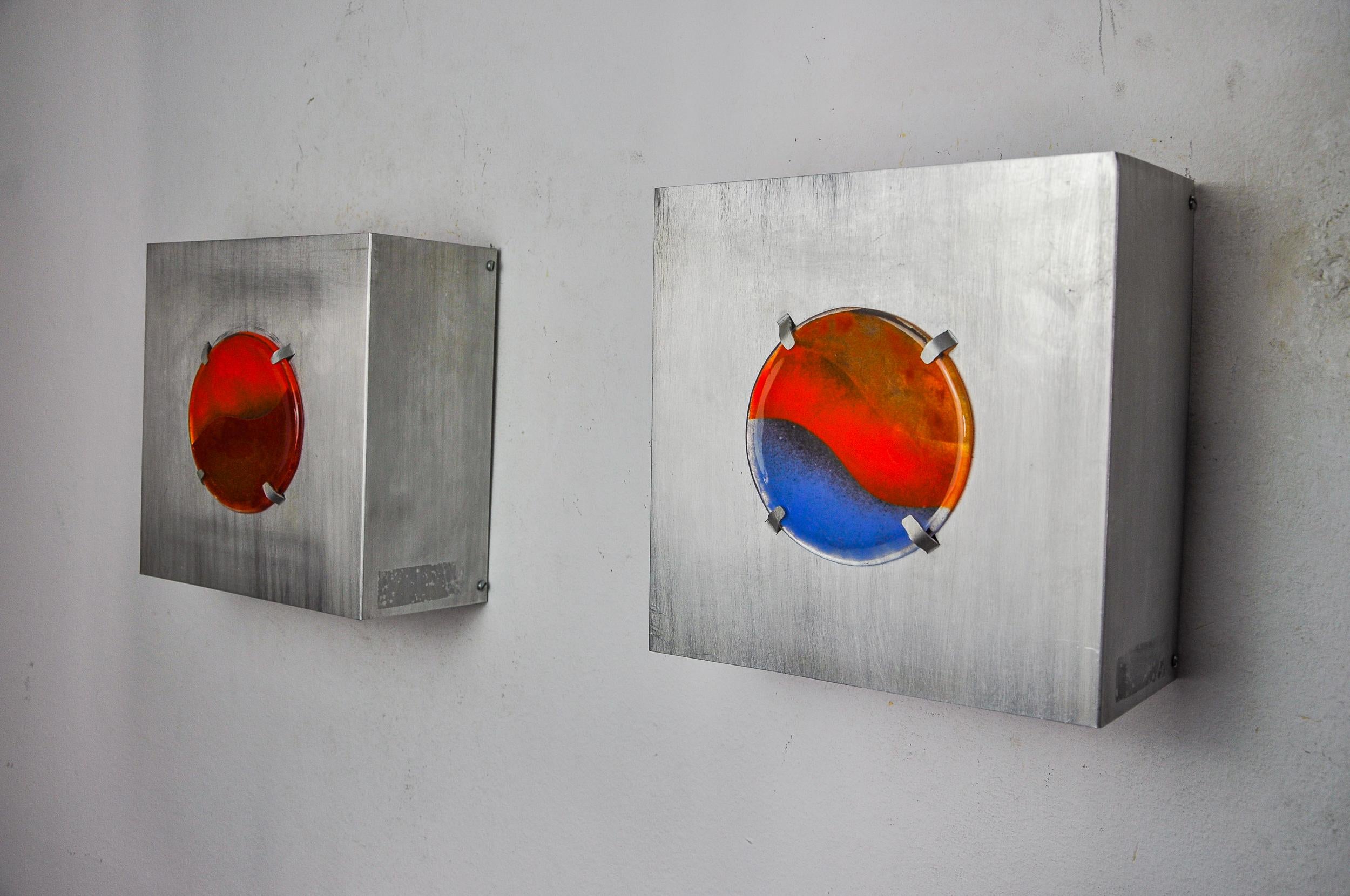 Hollywood Regency Pair of space-age sconces, fusing glass, Germany, 1970 For Sale