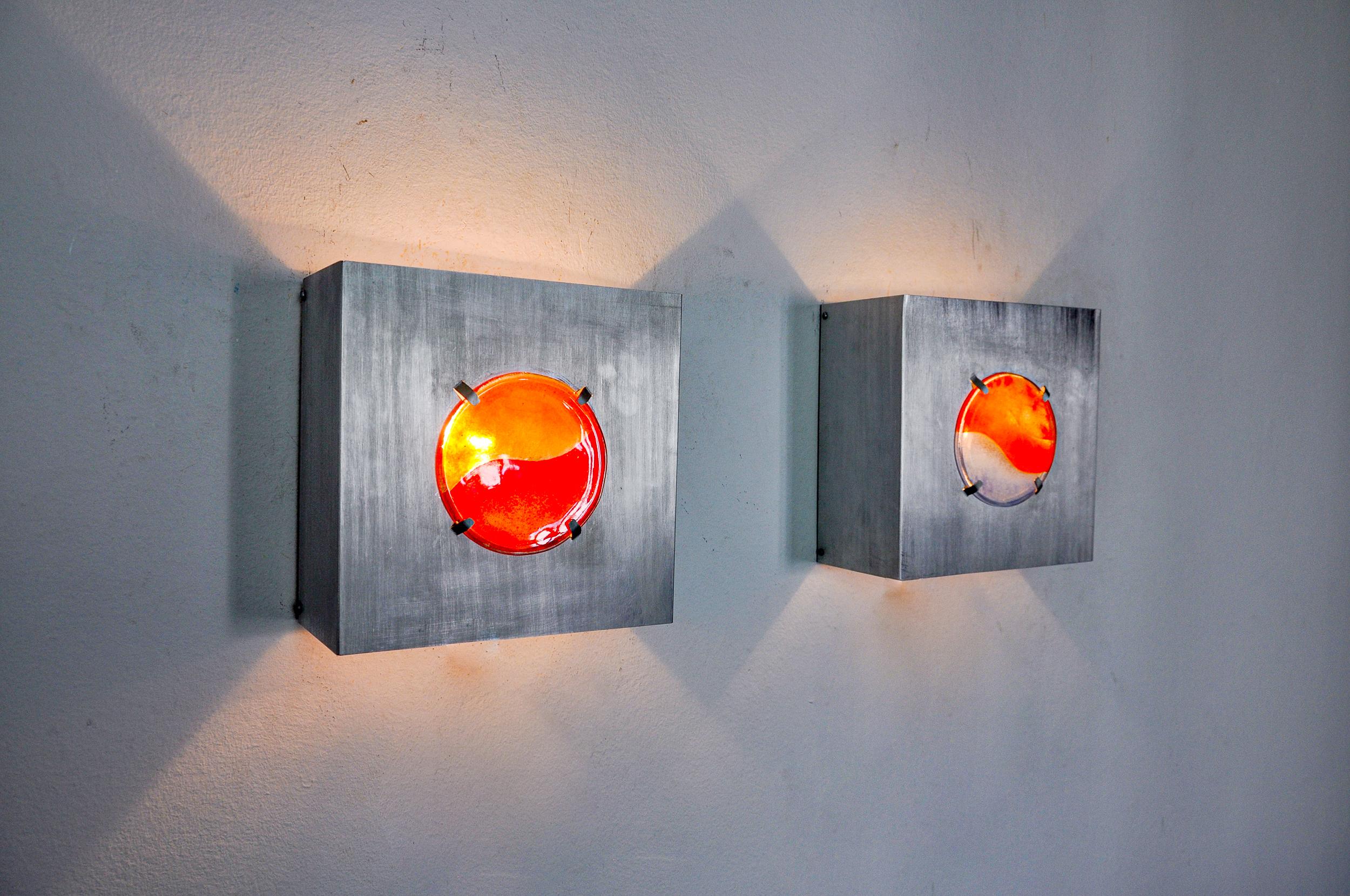 Pair of space-age sconces, fusing glass, Germany, 1970 In Good Condition For Sale In BARCELONA, ES