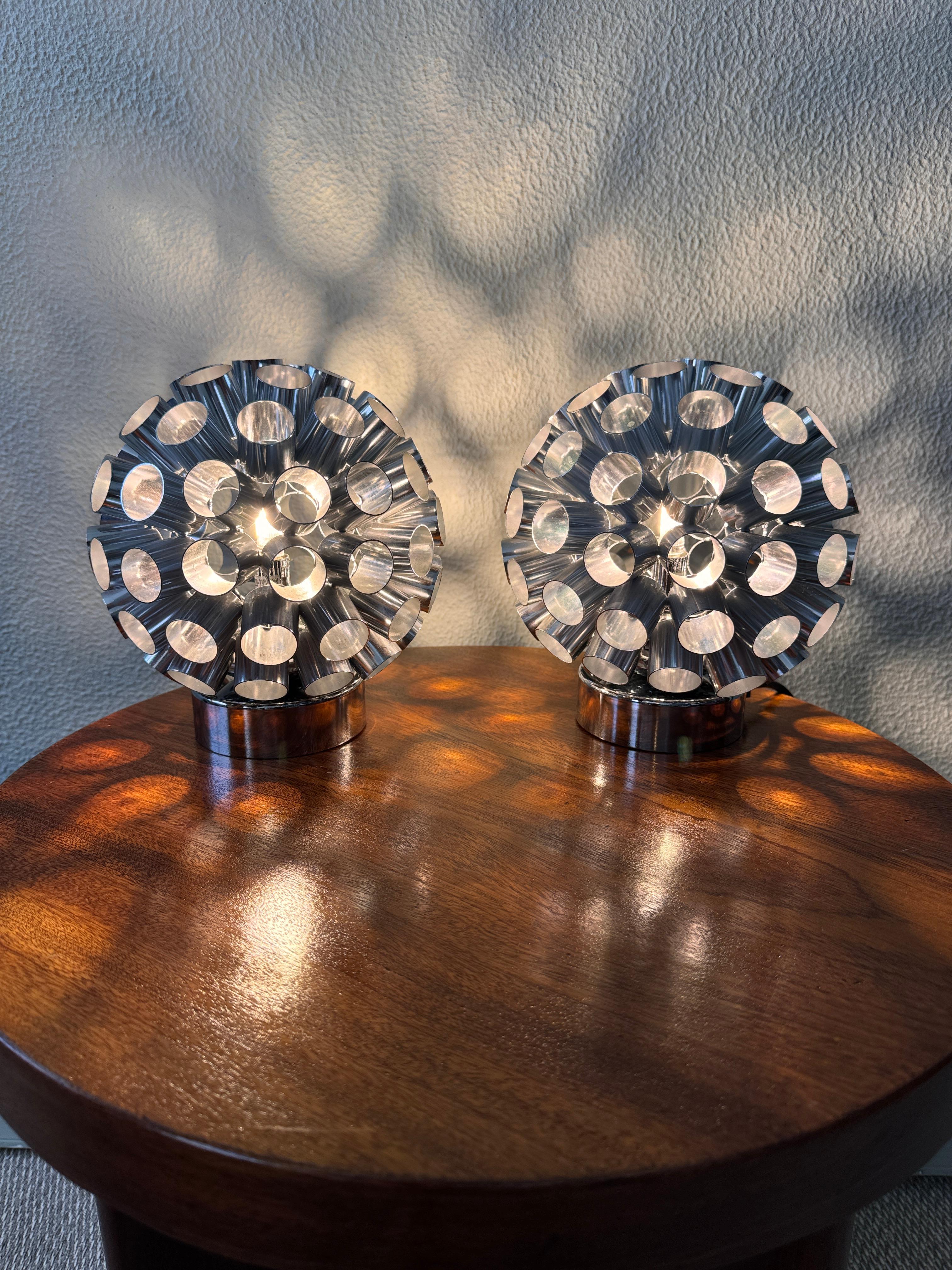 Ère spatiale Paire de lampes de table de l'ère spatiale par Kennel, Pays-Bas, années 1990 en vente