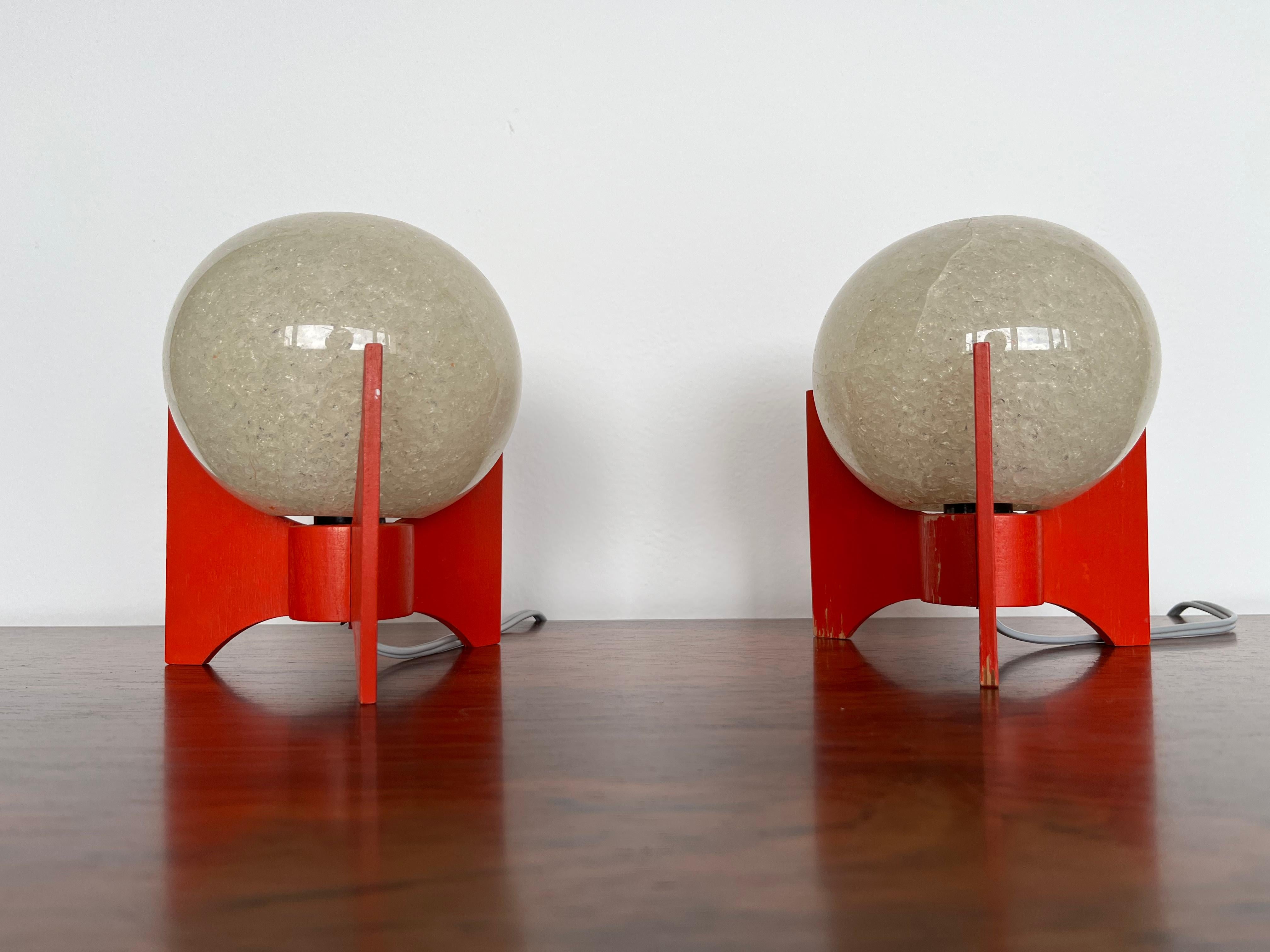 Pair of Space Age Table Lamps Rocket by Pokrok Zilina, 1970s In Good Condition For Sale In Praha, CZ