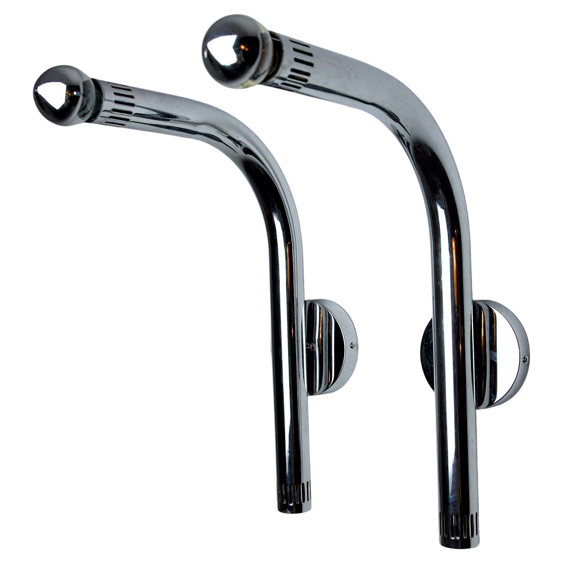 Pair of space-age tubular wall lights, chromed metal, Italy, 1970