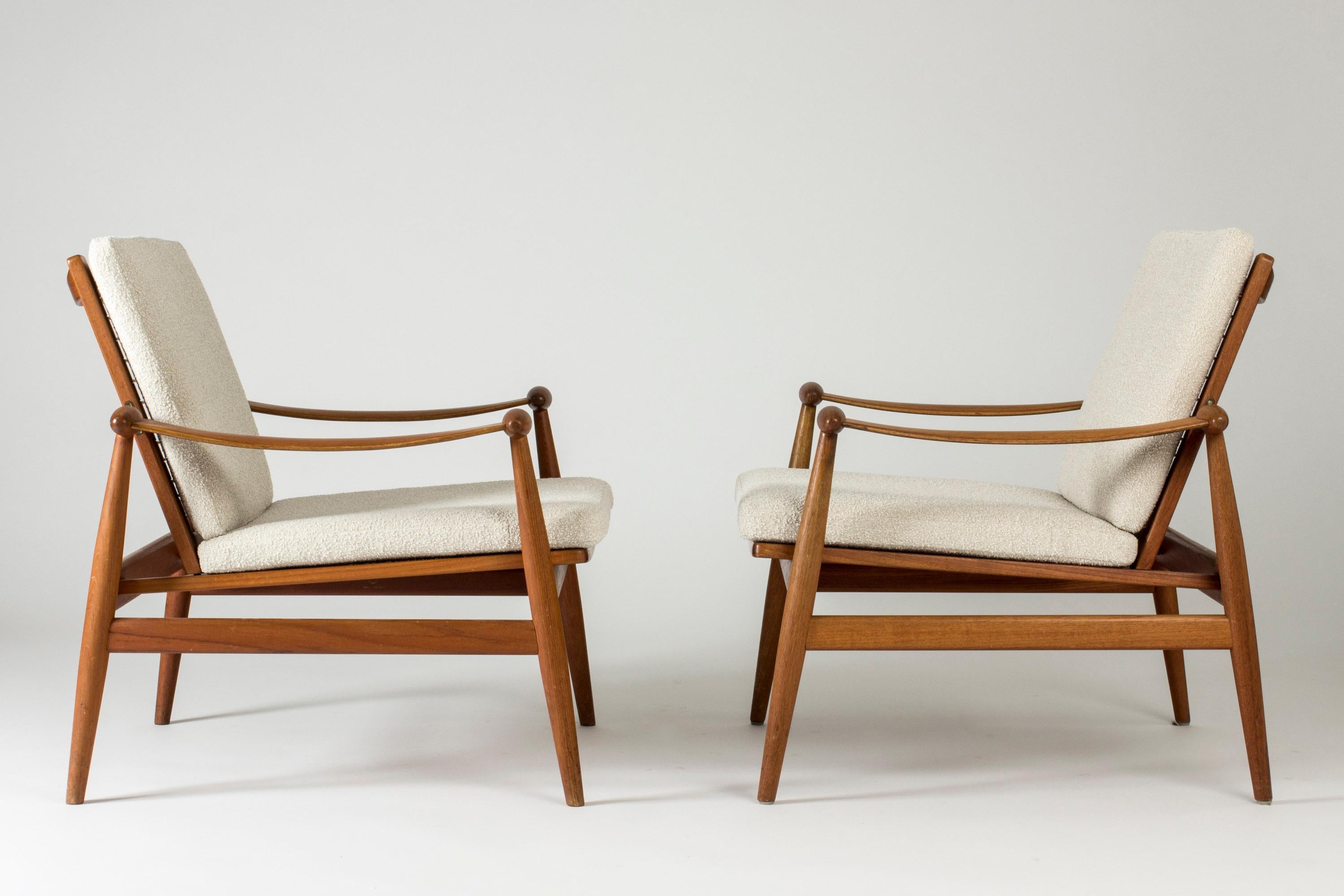 Danish Pair of “Spade” Lounge Chairs by Finn Juhl