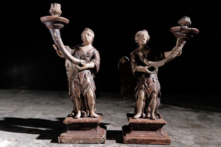 Baroque Pair of Spanish 17th Century Carved Wood Winged Angel Candleholders For Sale