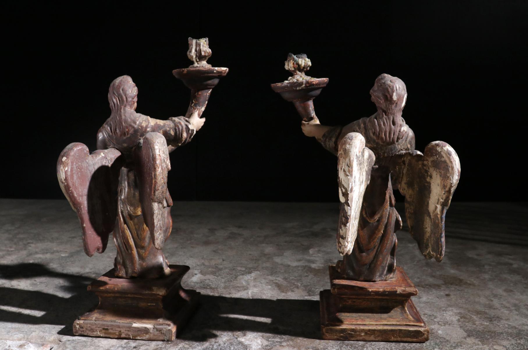 Pair of Spanish 17th Century Carved Wood Winged Angel Candleholders For Sale 2