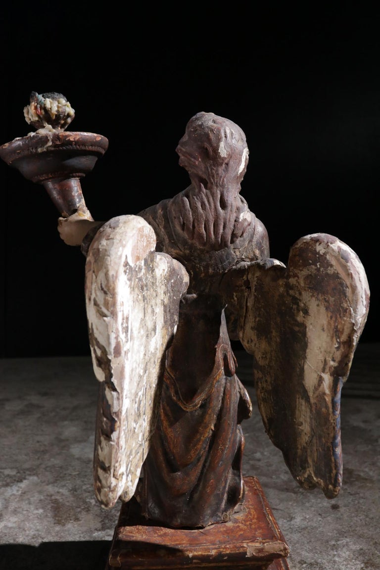 Pair of Spanish 17th Century Carved Wood Winged Angel Candleholders For Sale 3