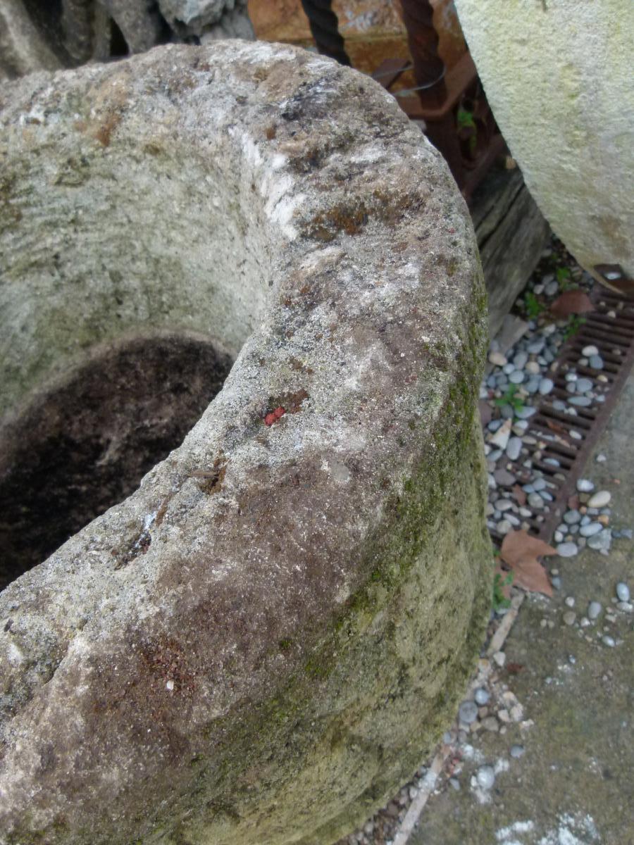 Antique Spanish Carved Limestone Garden Vases For Sale 4