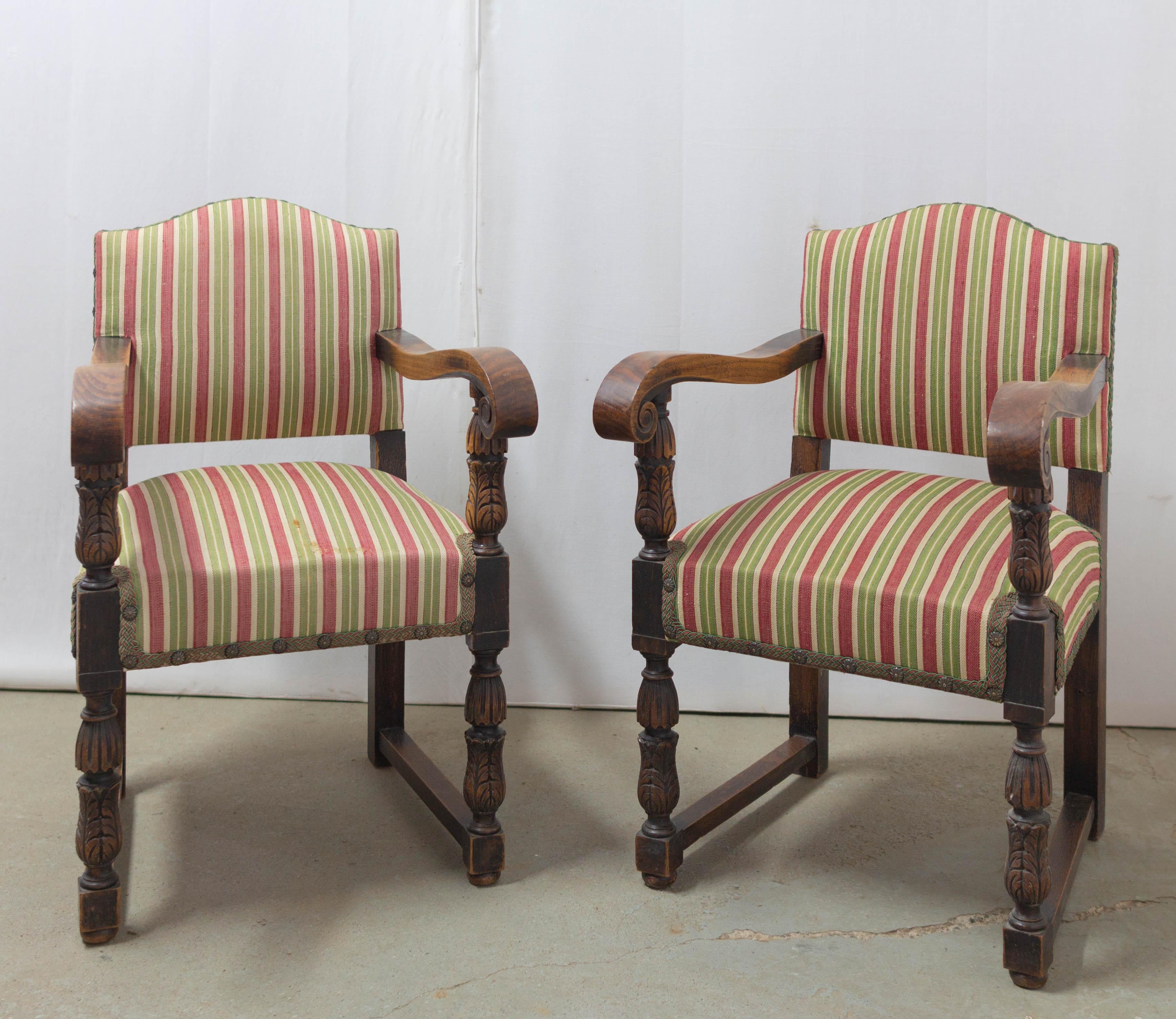 Hand-Carved Pair of Spanish Armchairs Chestnut Midcentury For Sale