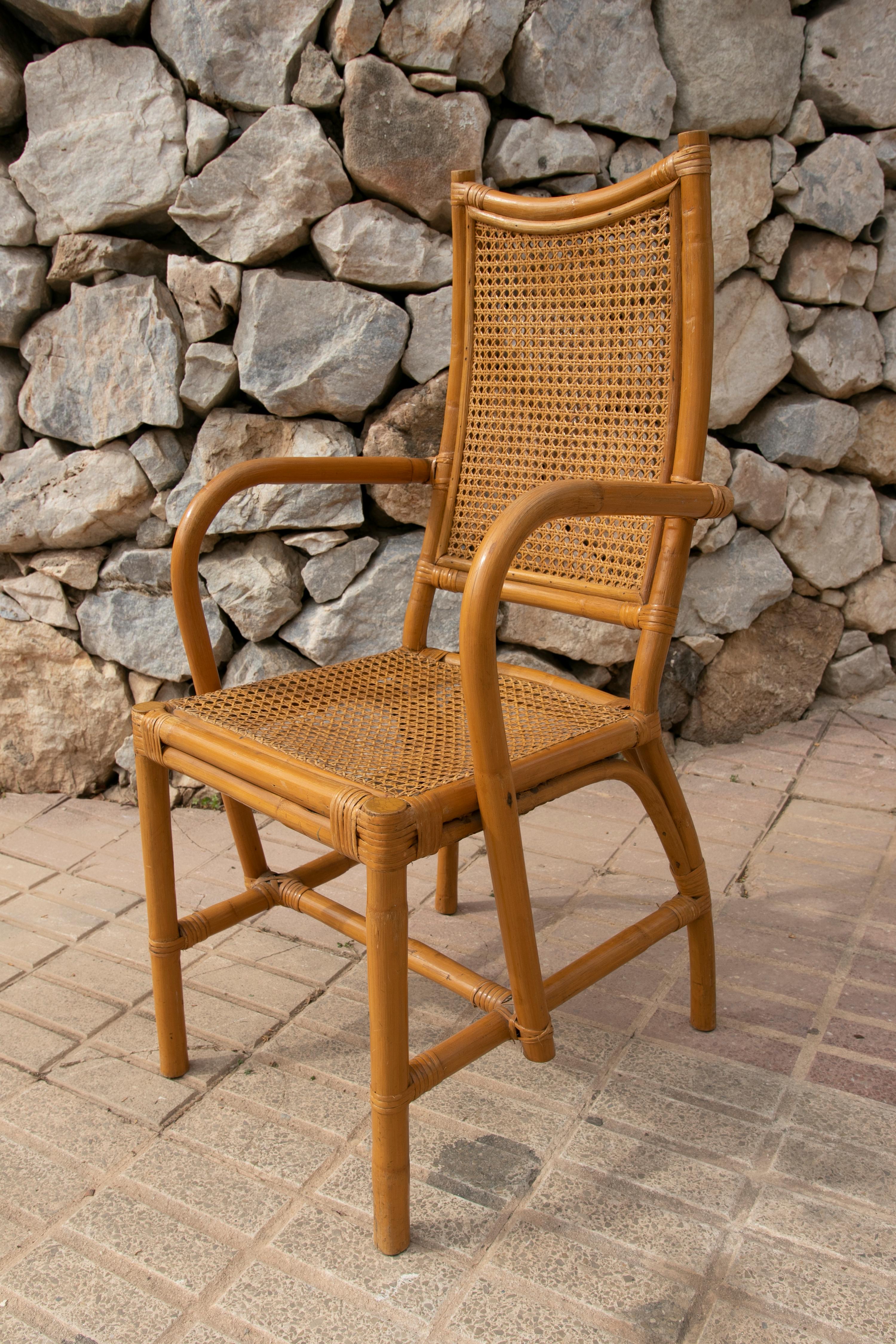 Pair of Spanish Bamboo Armchairs with Rattan Grid Seating and Backrest In Good Condition For Sale In Marbella, ES