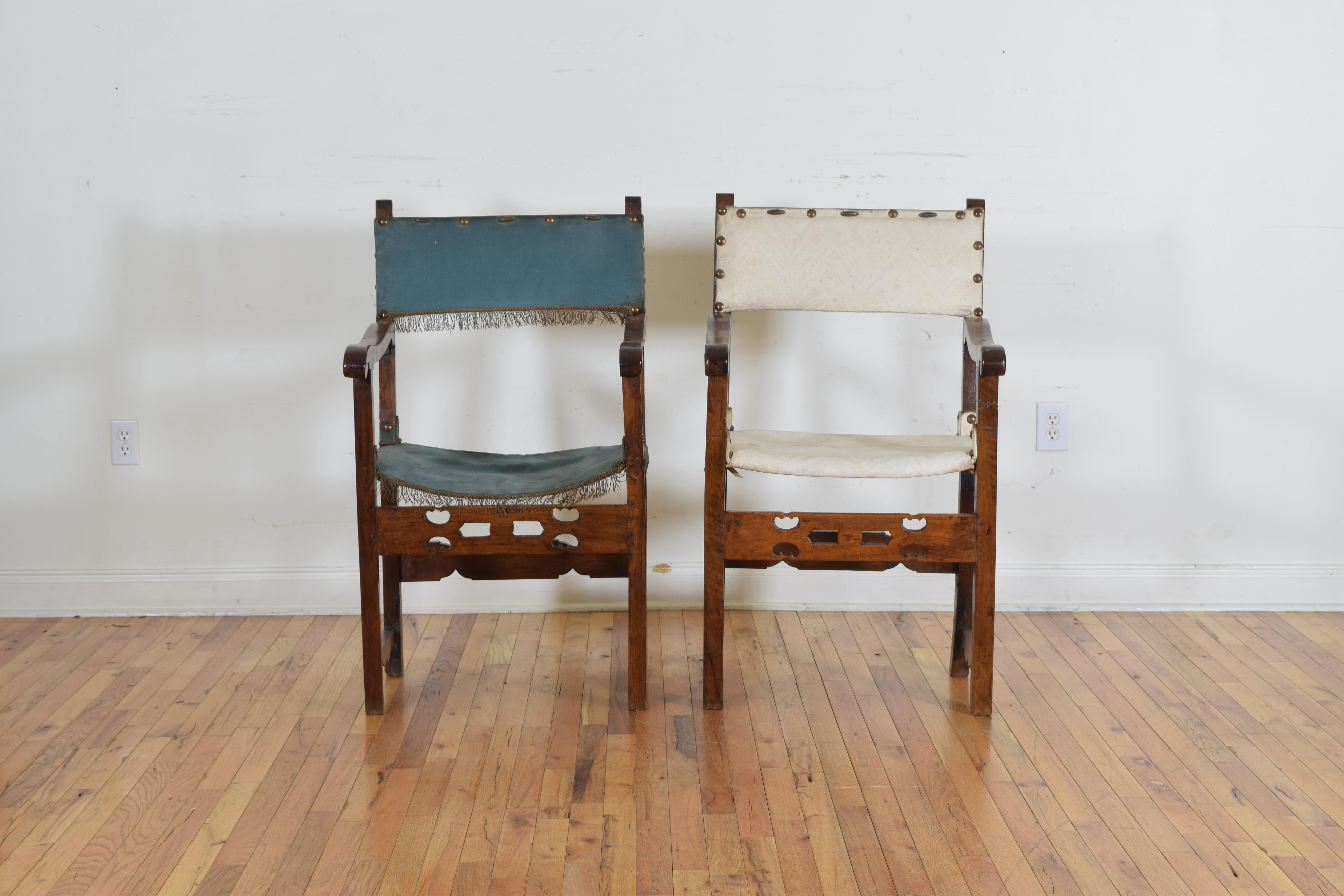 Pair of Spanish Baroque Walnut Open Armchairs with Pierced Stretchers In Excellent Condition In Atlanta, GA