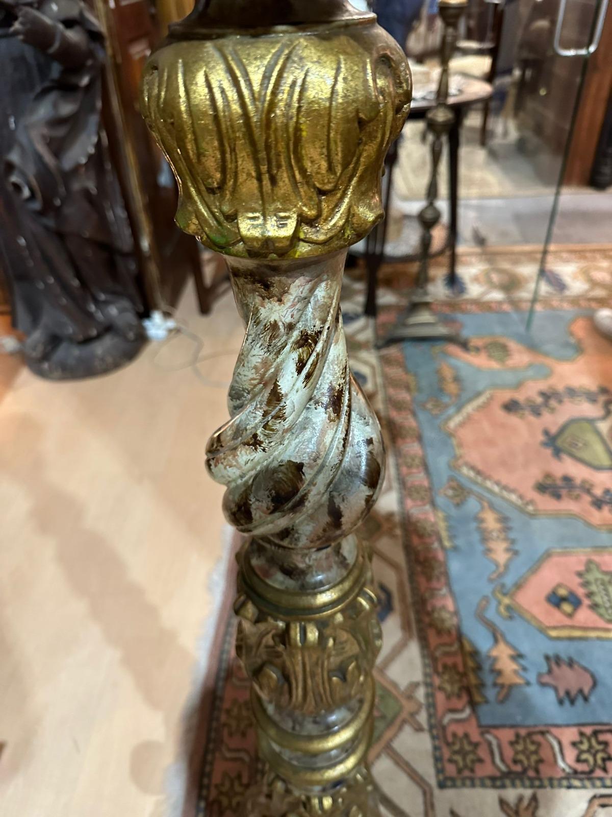 Paire de chandeliers espagnols du 18ème siècle Bon état - En vente à Madrid, ES