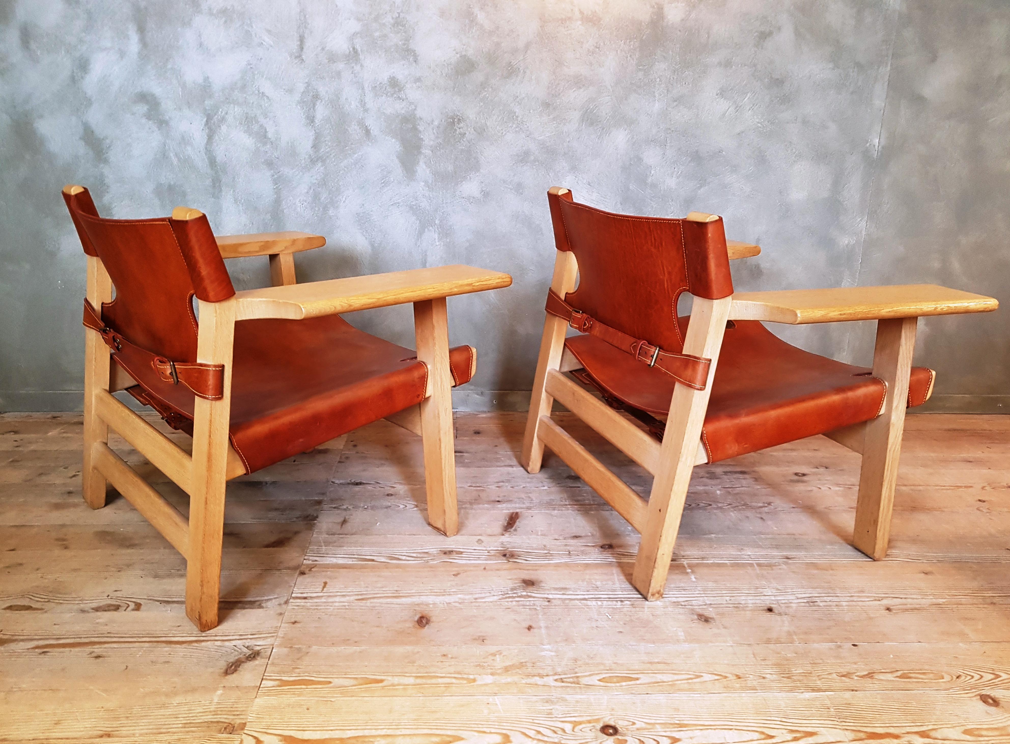Danish Pair of Spanish Chair by Børge Mogensen for Frederica, 1950s For Sale