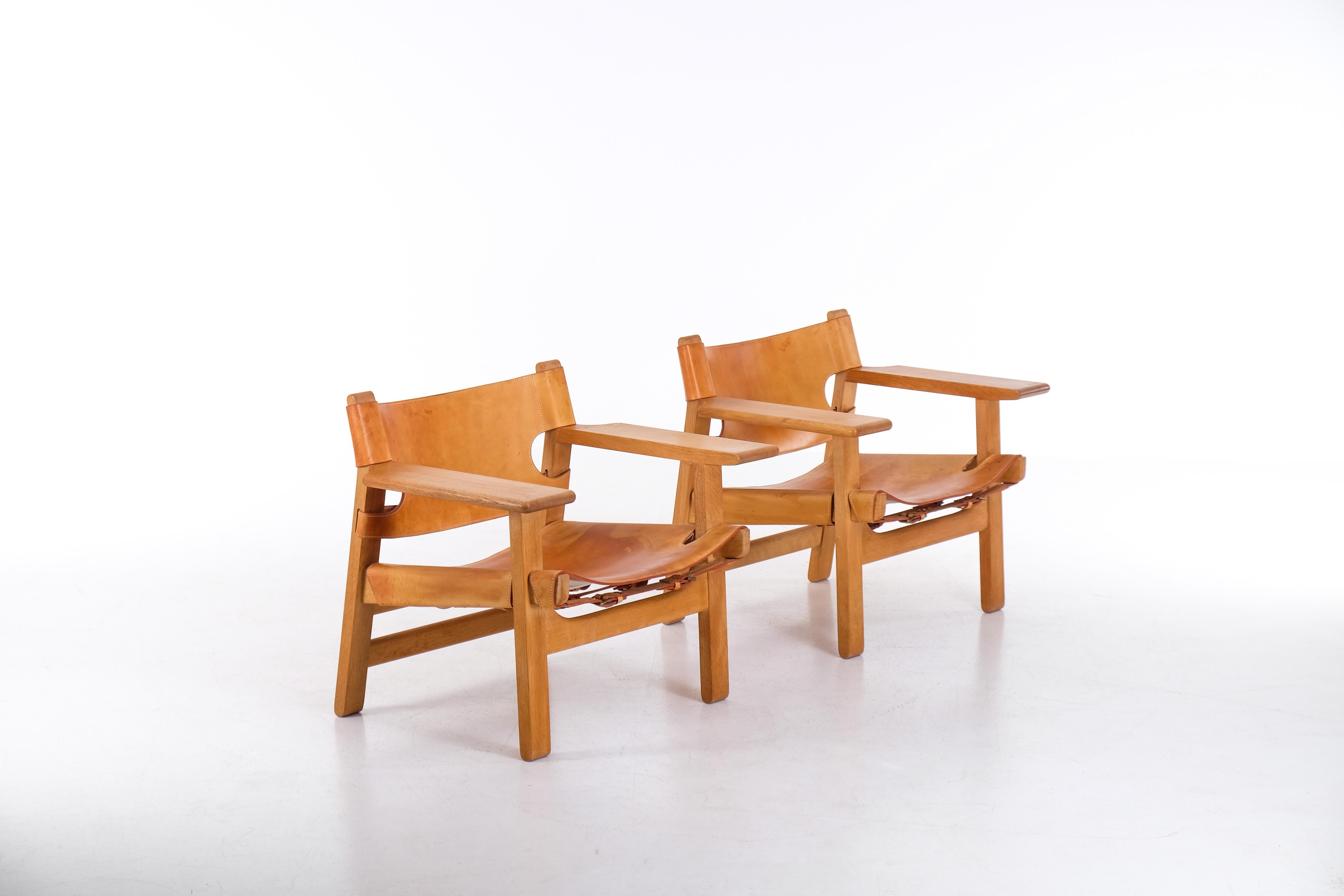 Pair of Spanish Chairs by Børge Mogensen, 1960s For Sale 3