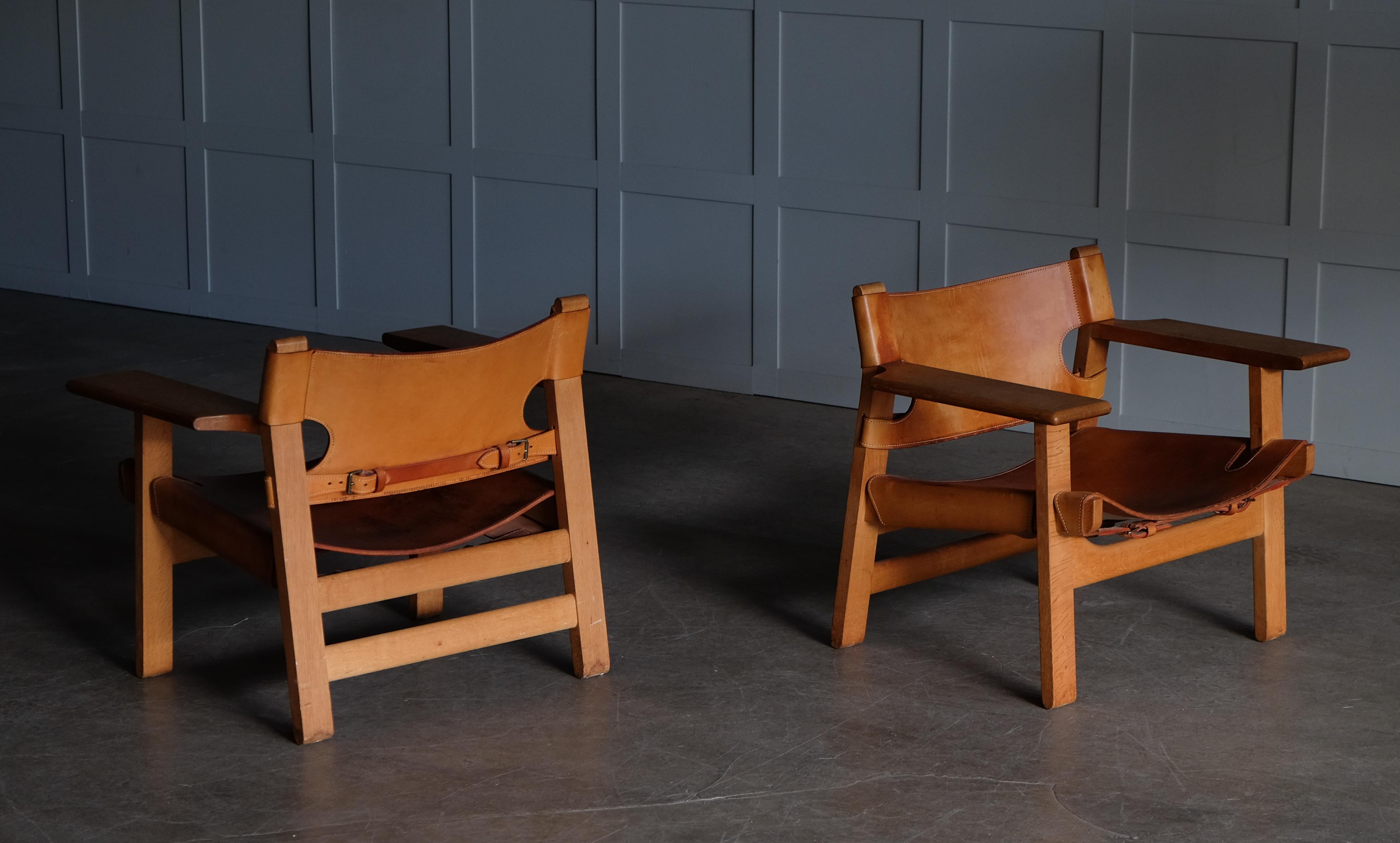 Pair of Spanish Chairs by Børge Mogensen, 1960s In Good Condition For Sale In Stockholm, SE