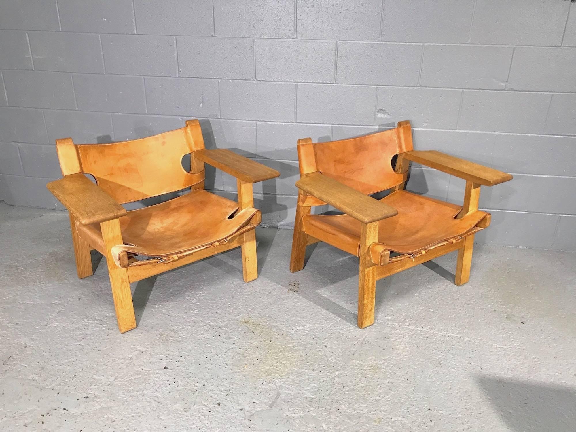 Mid-Century Modern Pair of Spanish Chairs by Børge Mogensen for Fredericia Furniture