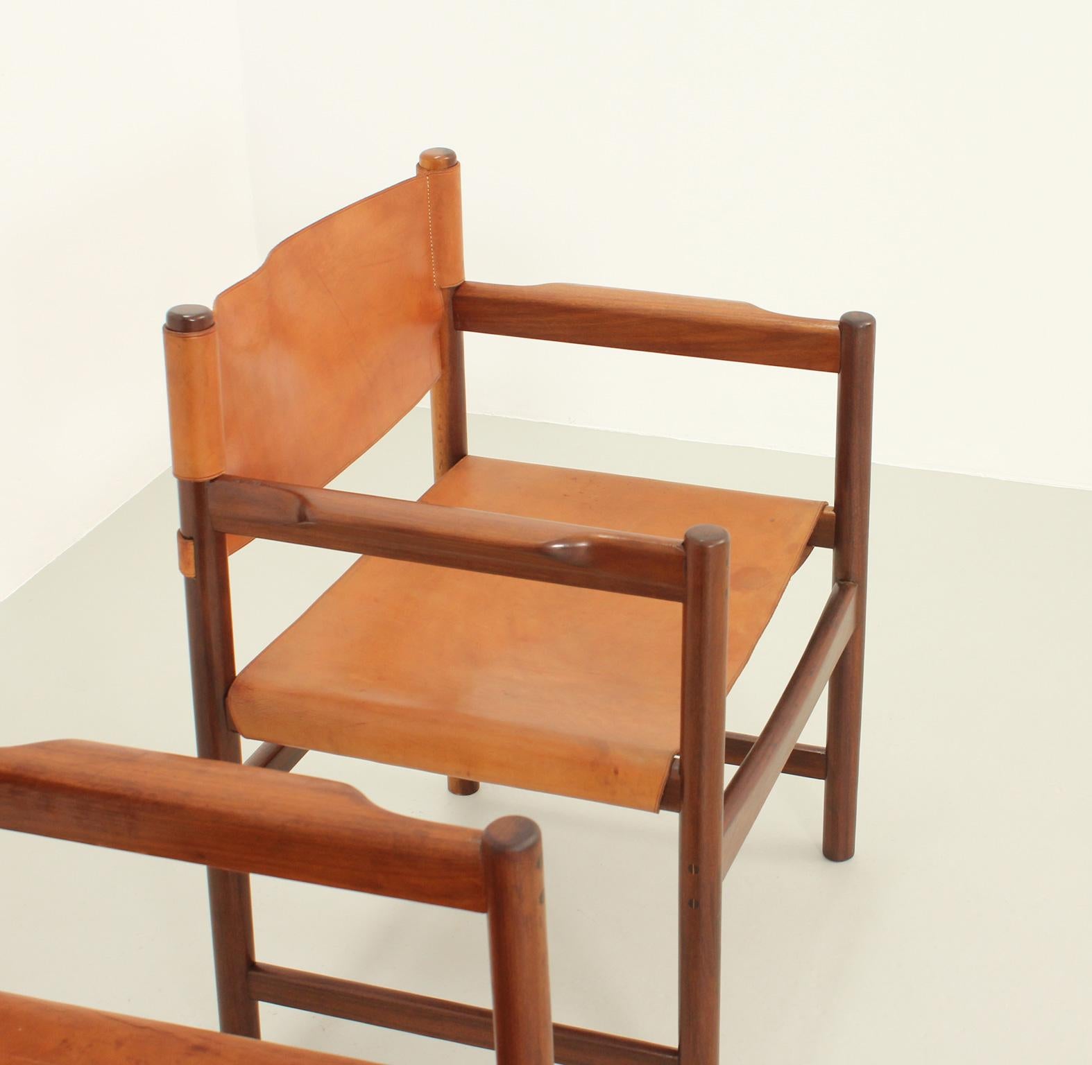 Pair of Spanish Chairs in Cognac Leather, Spain, 1960's In Good Condition In Barcelona, ES