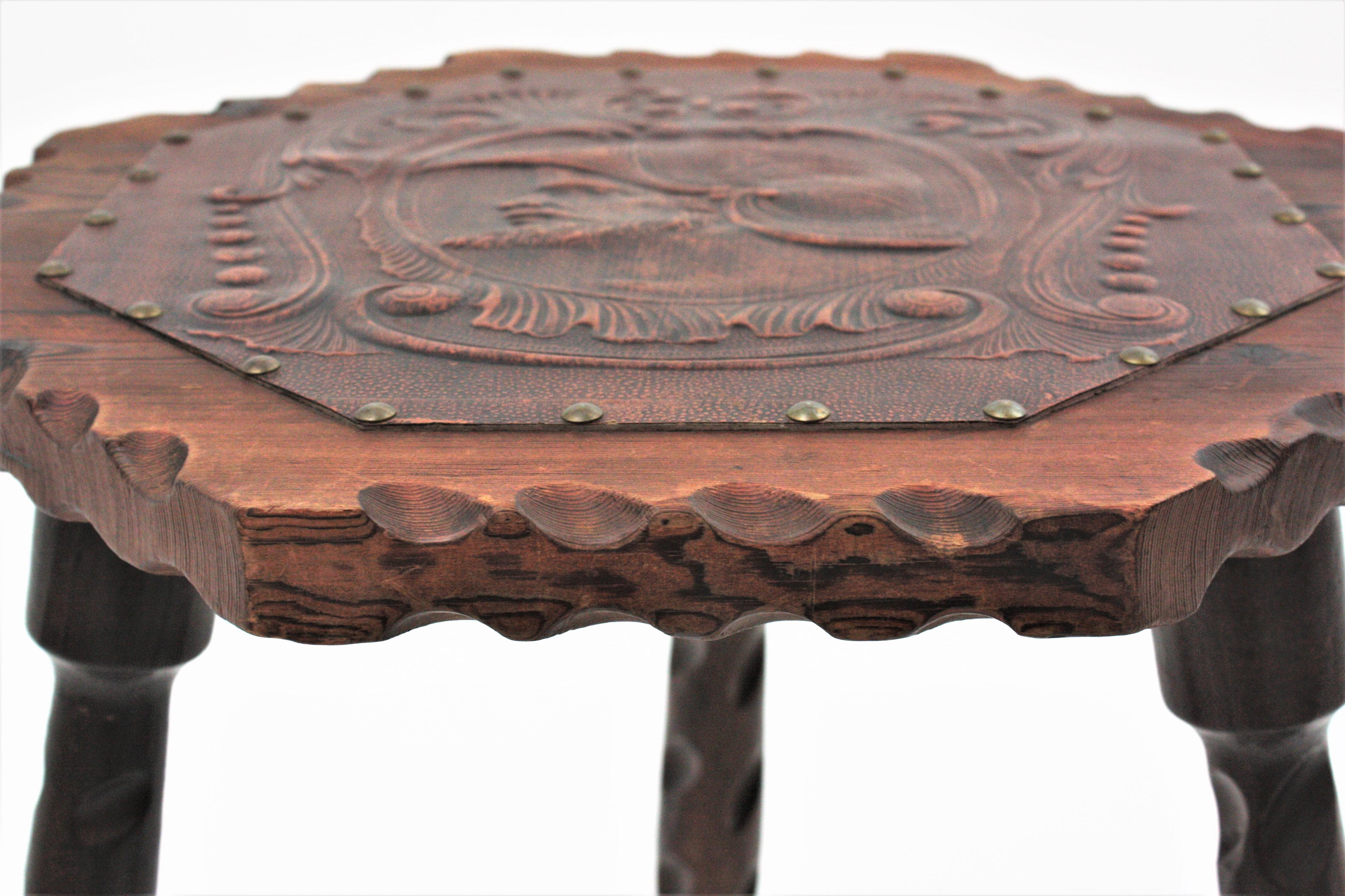 Two Spanish Colonial Hexagonal Tables in Carved Wood & Repousse Leather, 1940s For Sale 7