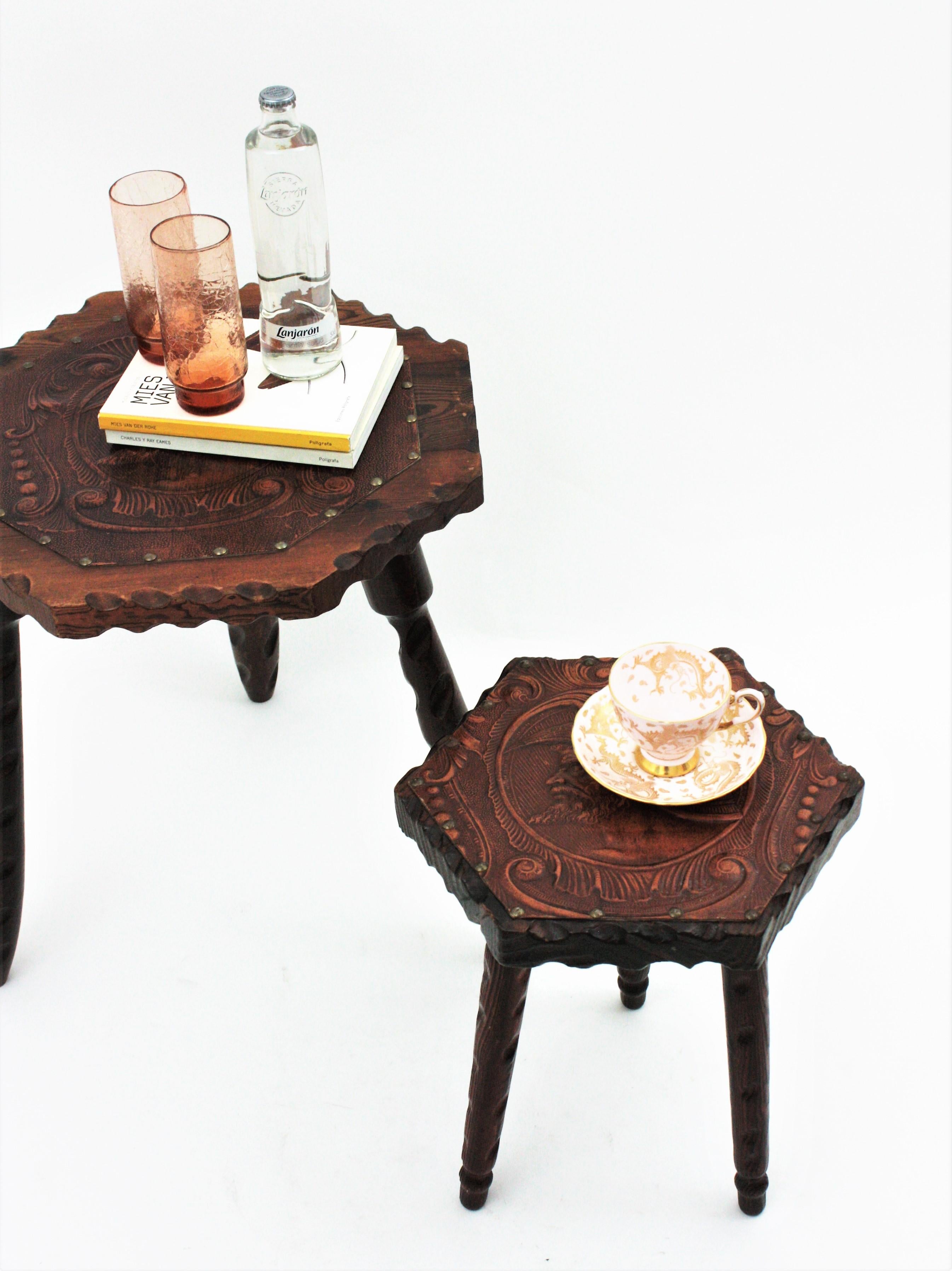 Pair of Spanish Colonial Hexagonal Side Tables, Carved Wood and Repousse Leather For Sale 2