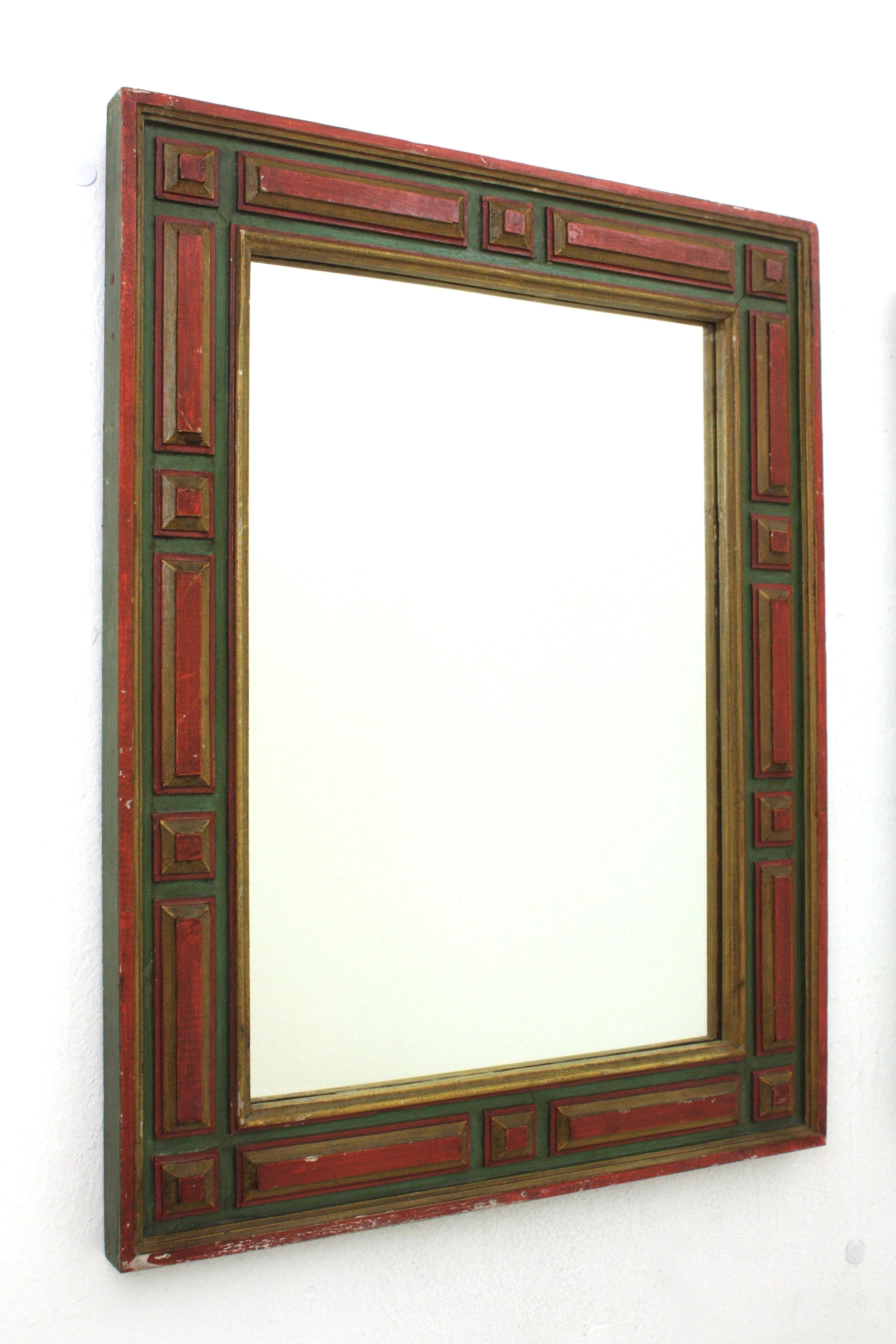 Paar rechteckige spanische Kolonialspiegel mit vergoldeten polychromen Rahmen, 1940er Jahre (Polychromiert) im Angebot