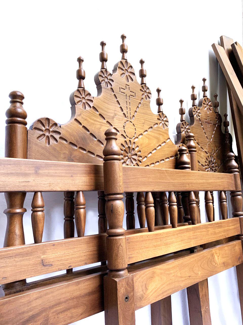 Bolivian Pair of Spanish Colonial Revival Beds - Circa 1930 For Sale